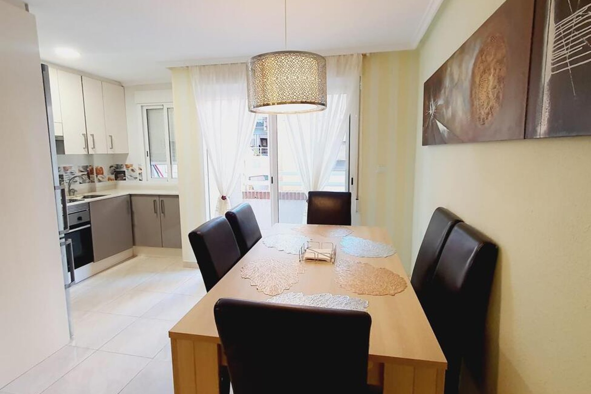 Revânzare - Apartament -
Torrevieja - Centro