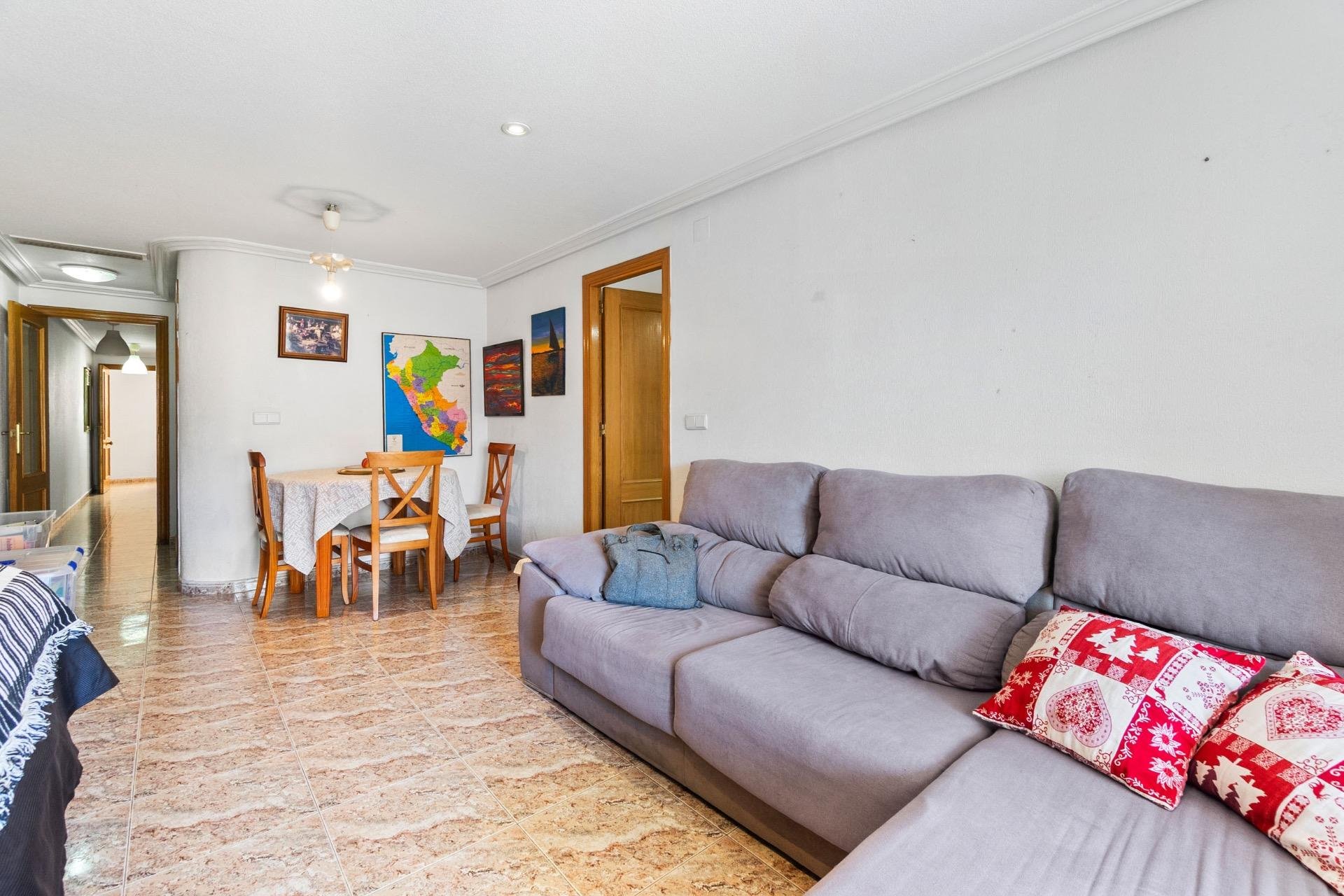 Revânzare - Apartament -
Torrevieja - Centro