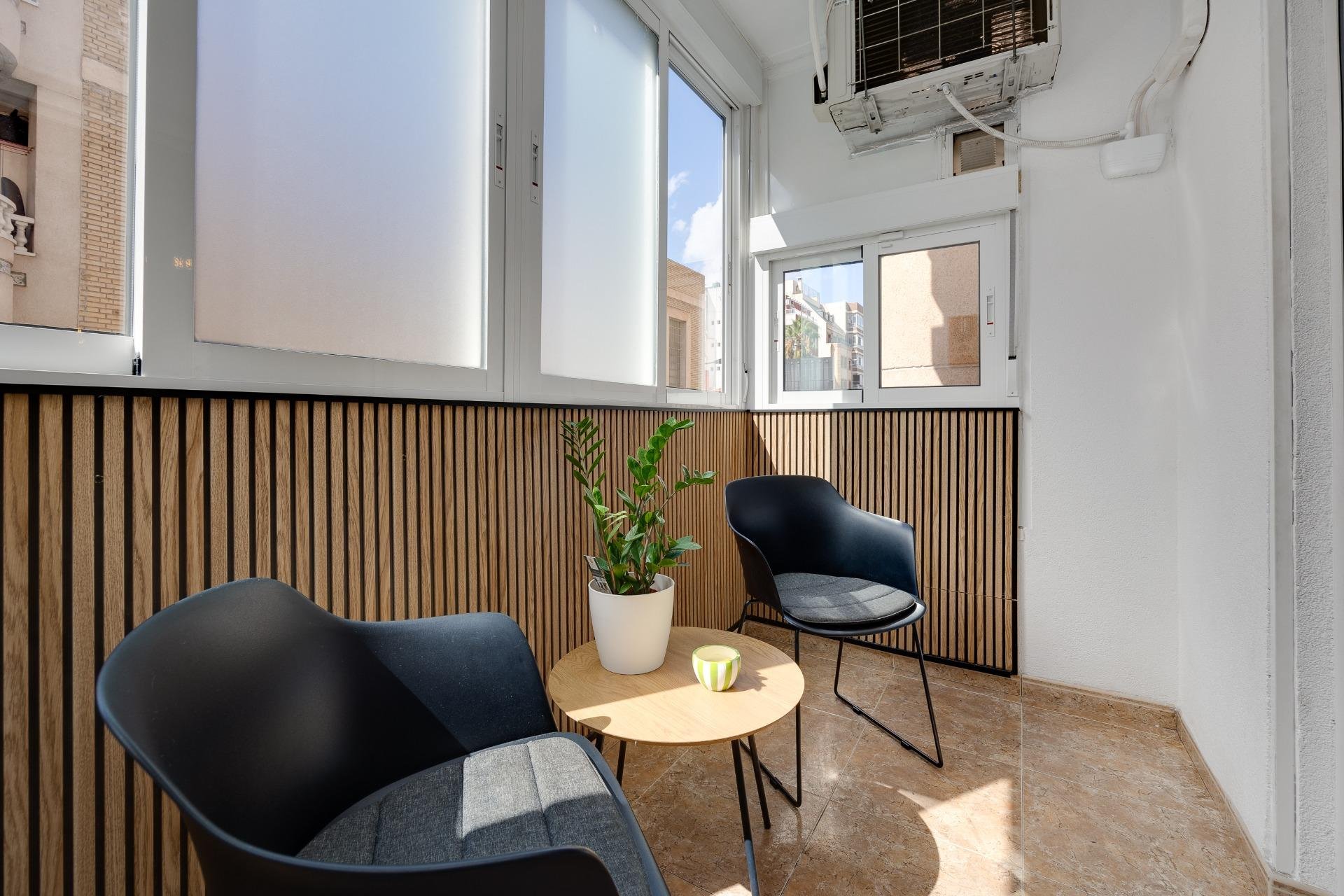 Revânzare - Apartament -
Torrevieja - Centro