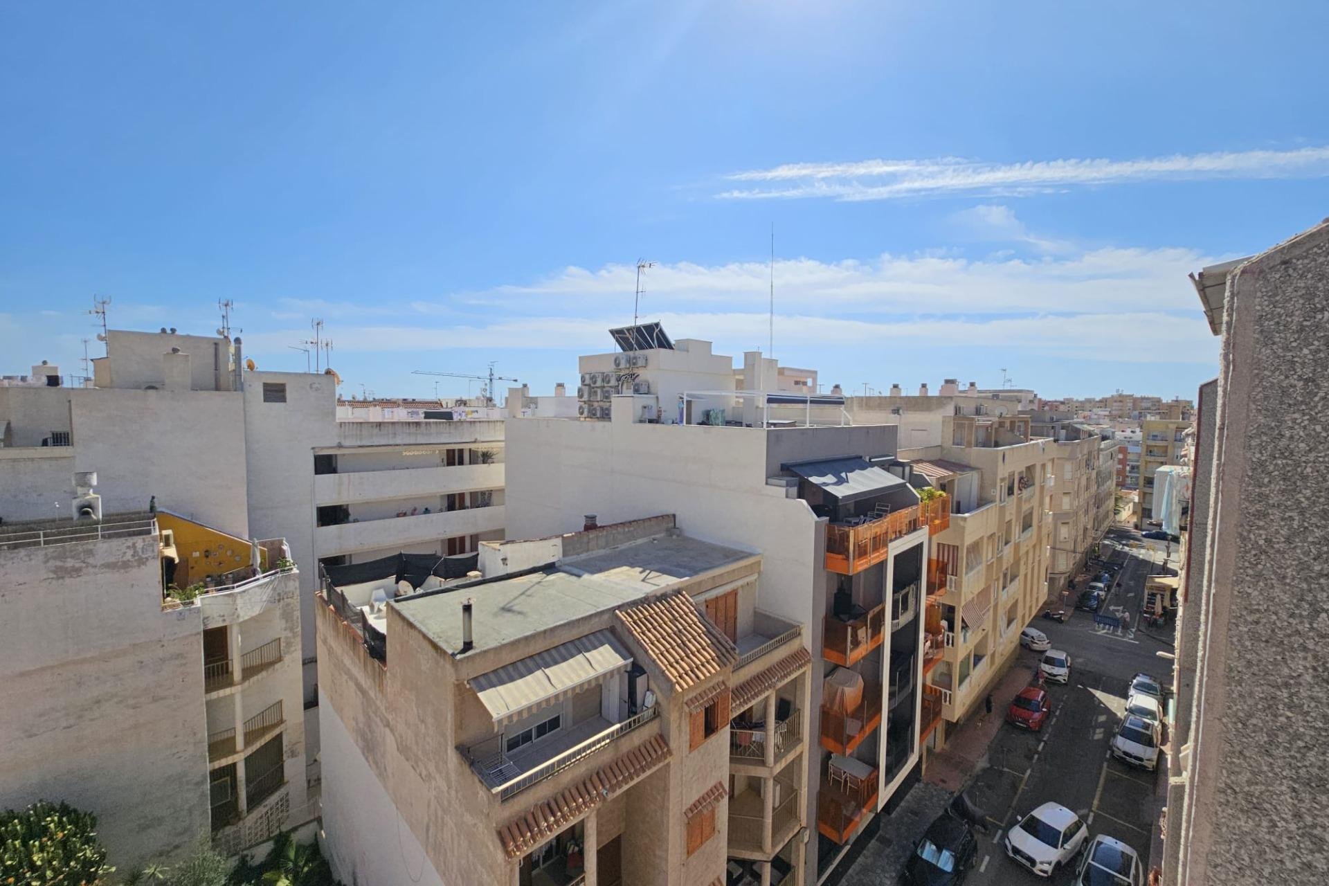 Revânzare - Apartament -
Torrevieja - Centro