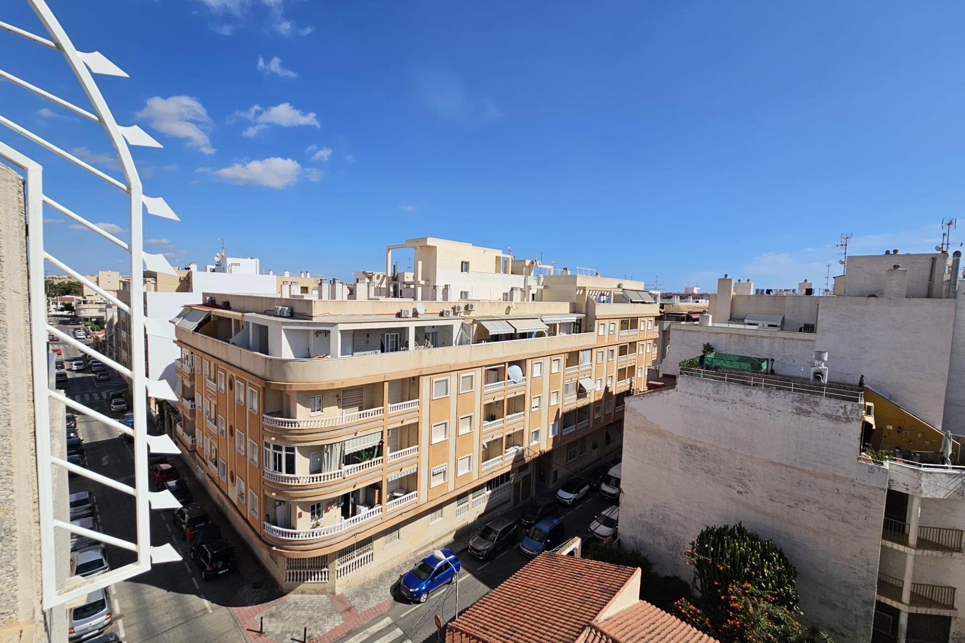Revânzare - Apartament -
Torrevieja - Centro