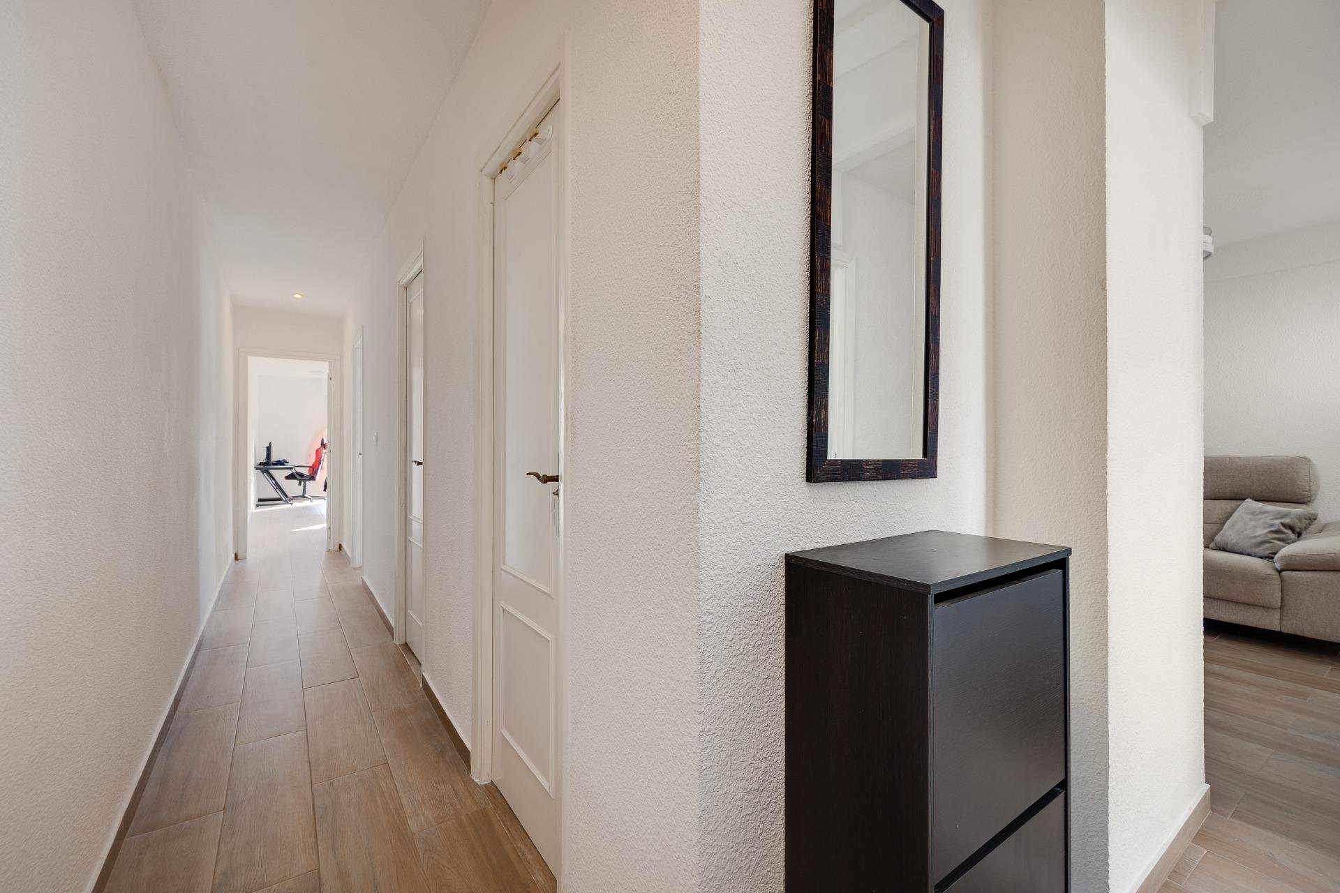 Revânzare - Apartament -
Torrevieja - Centro