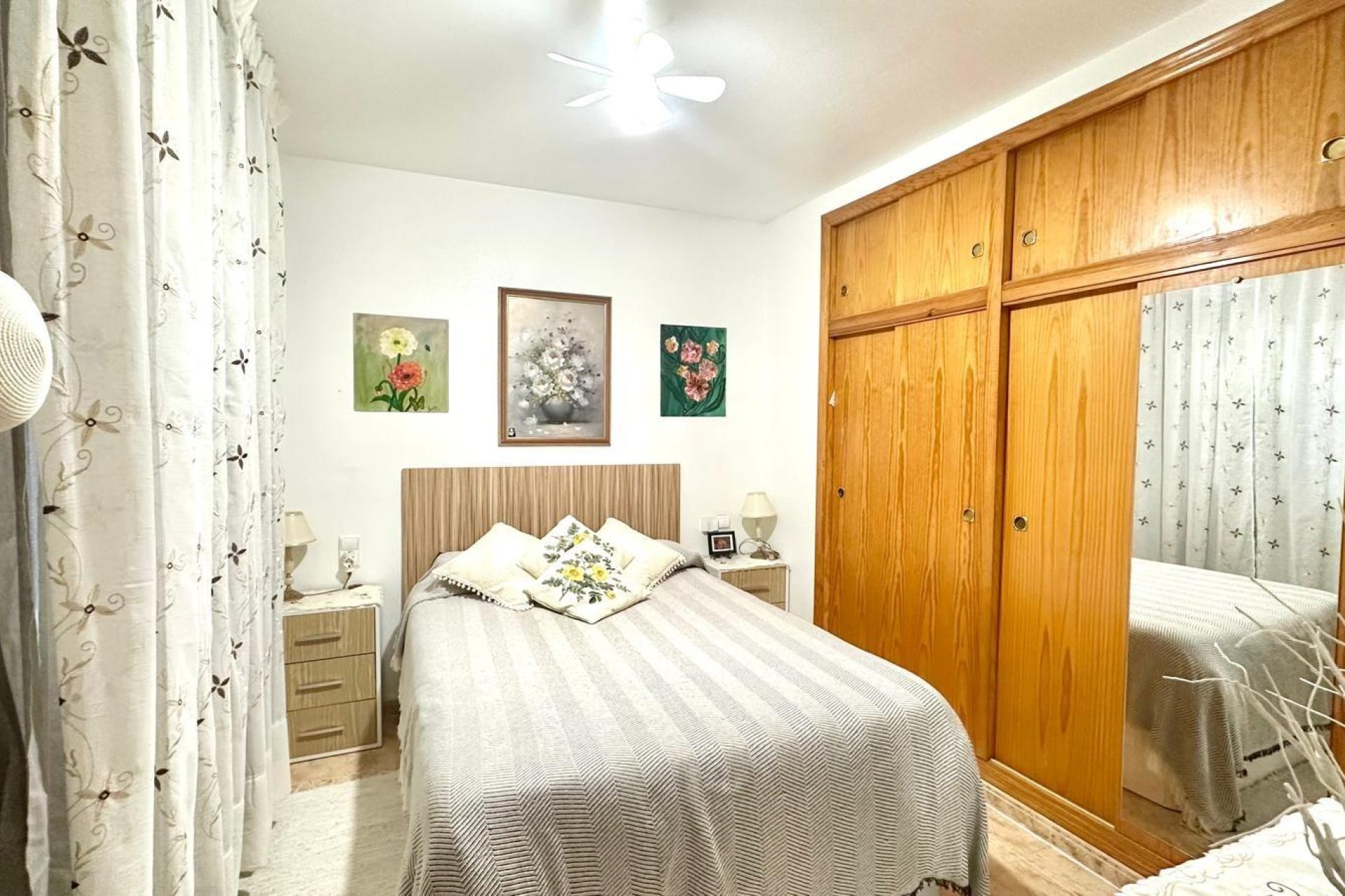 Revânzare - Apartament -
Torrevieja - Centro