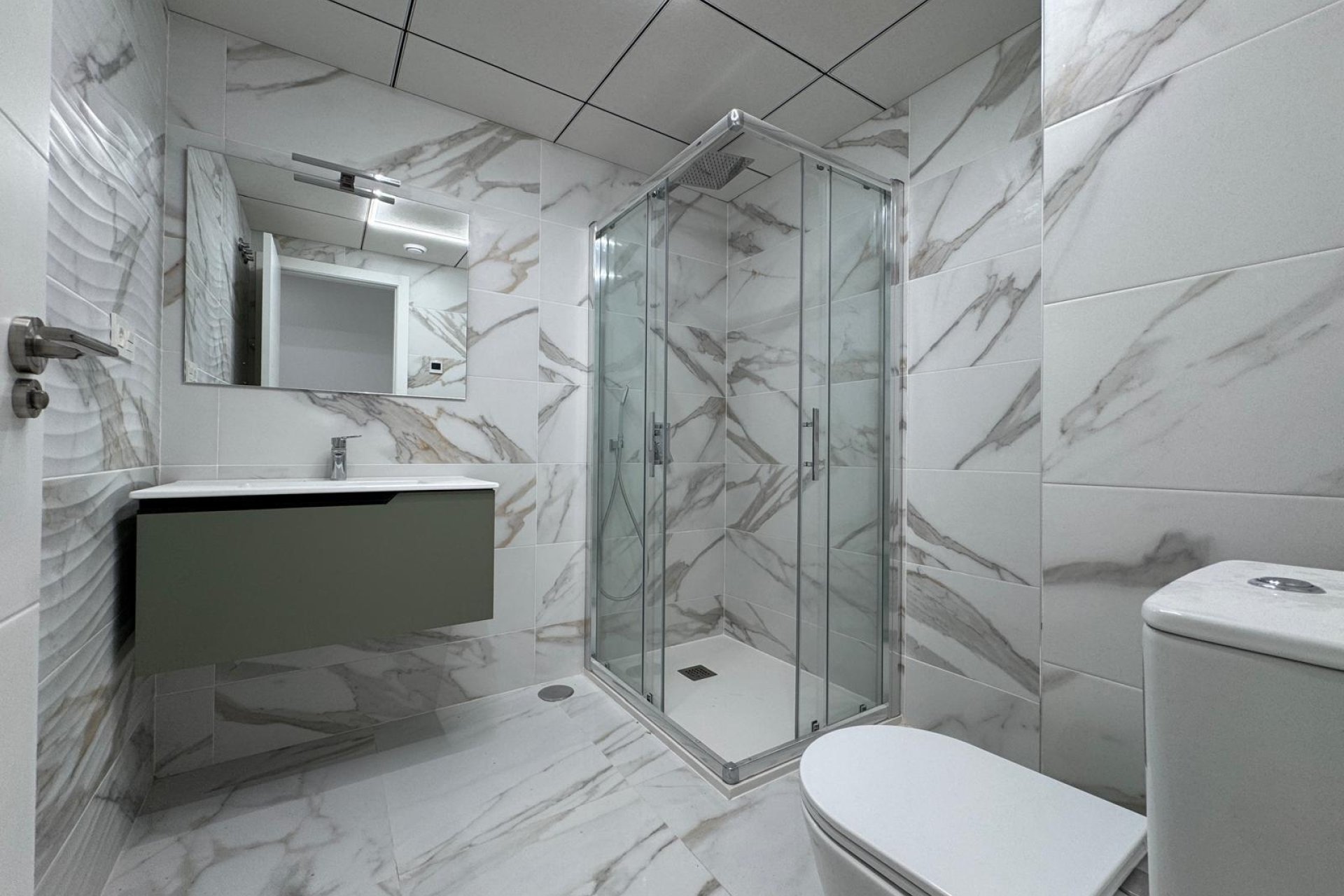 Revânzare - Apartament -
Torrevieja - Centro