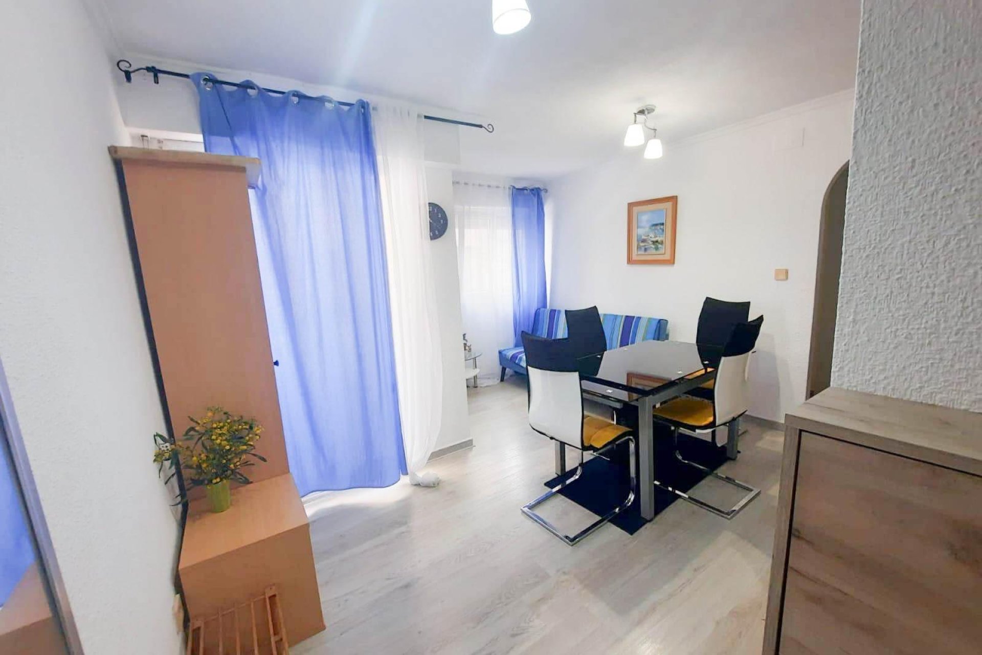 Revânzare - Apartament -
Torrevieja - Centro