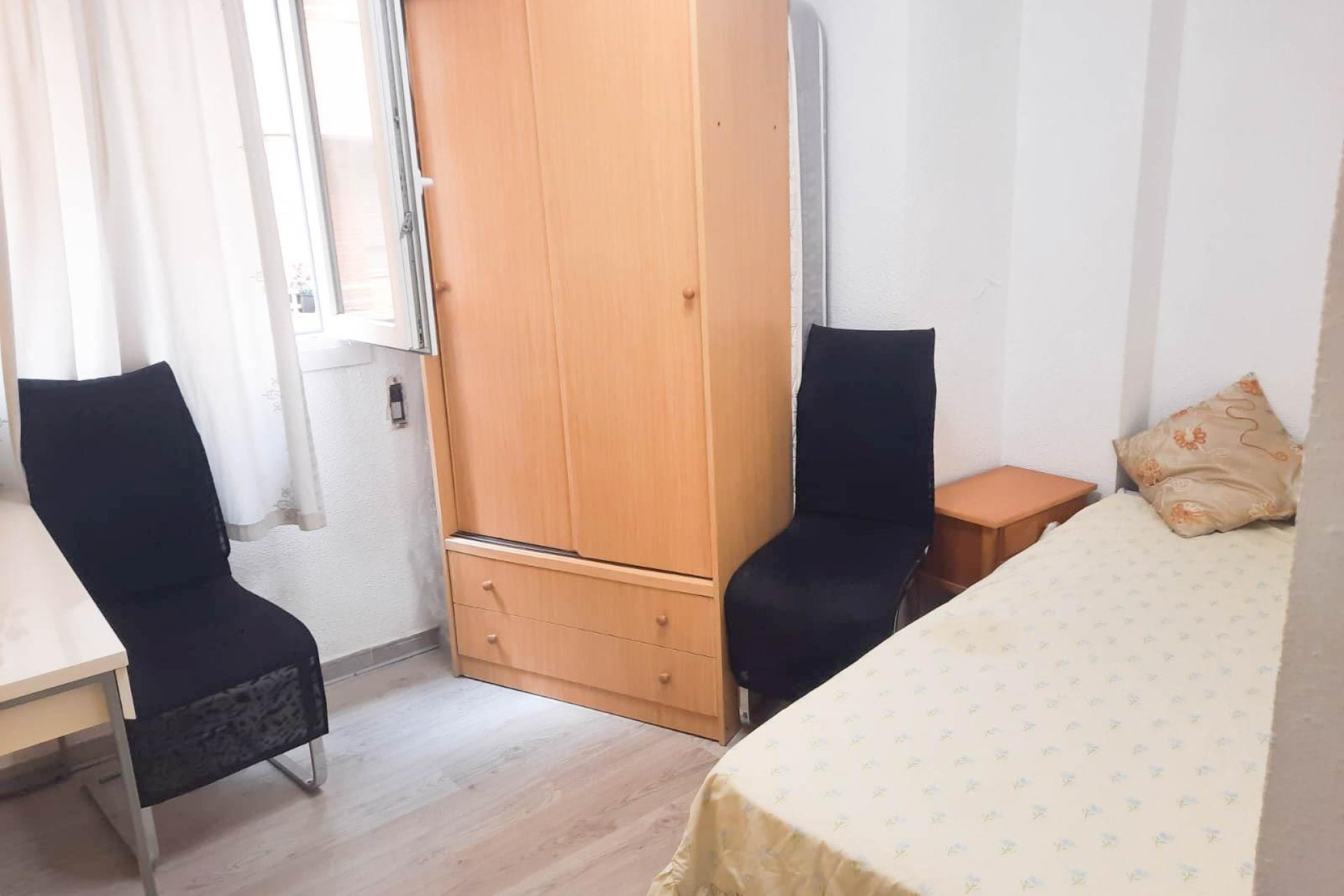 Revânzare - Apartament -
Torrevieja - Centro