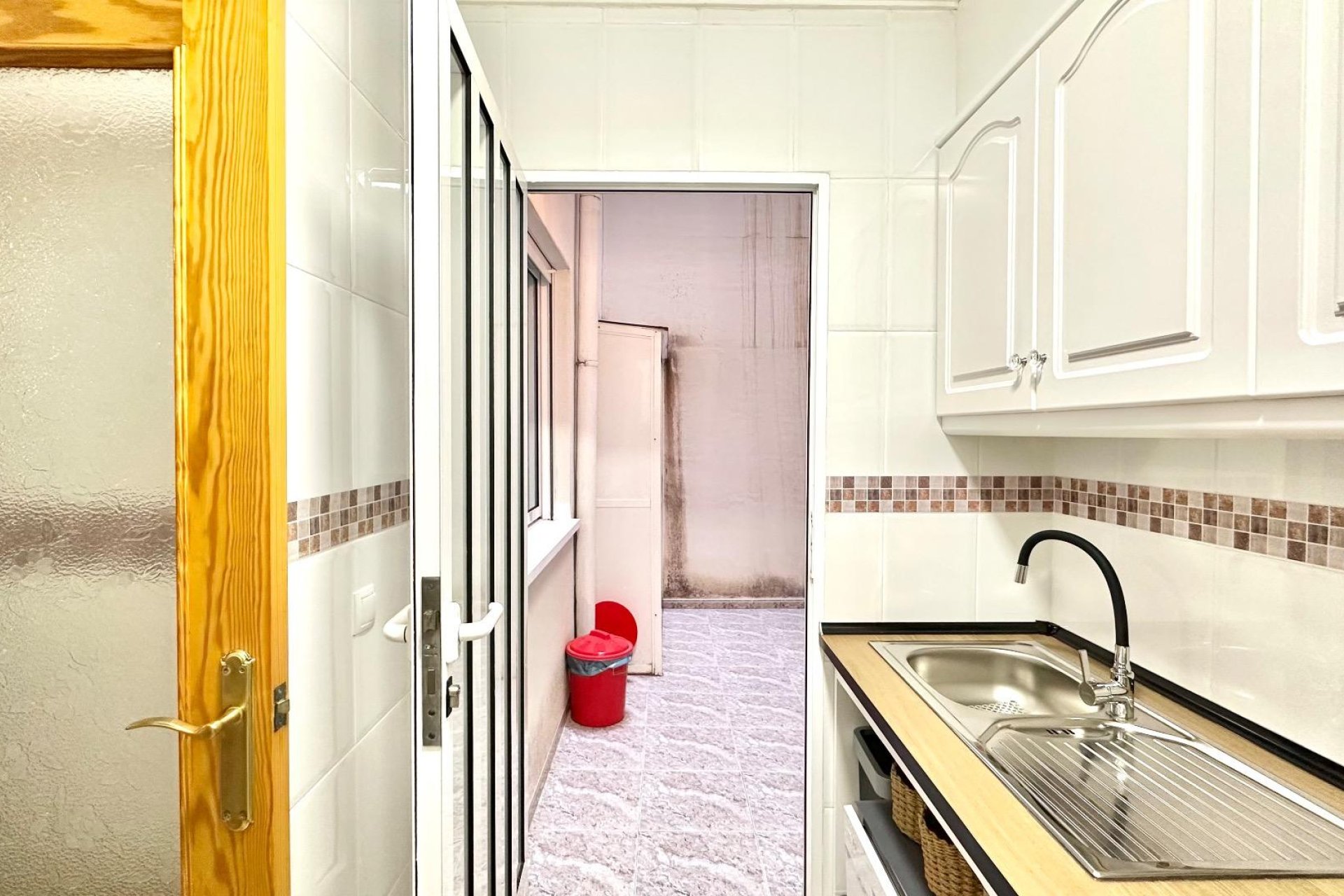 Revânzare - Apartament -
Torrevieja - Centro