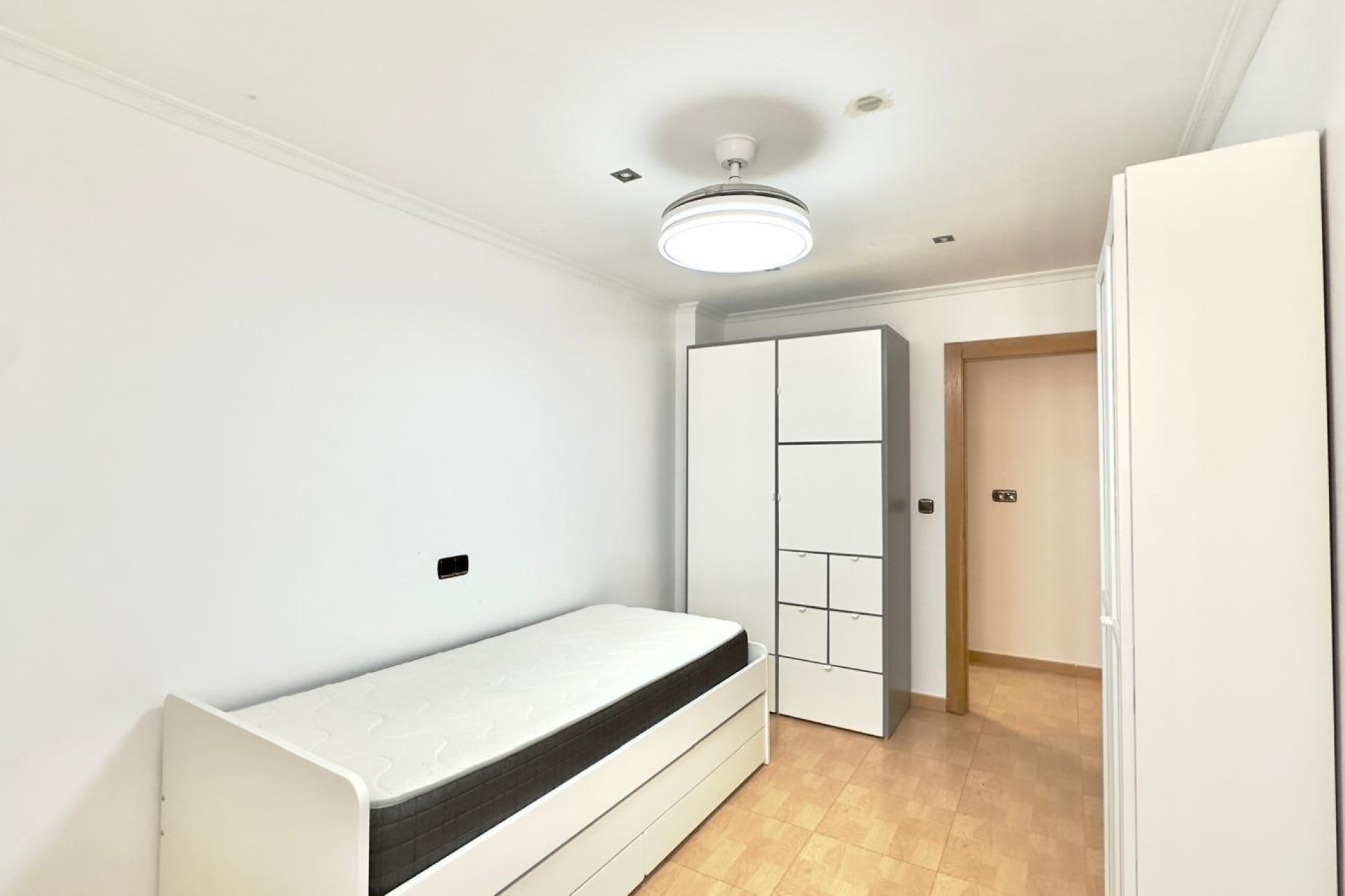 Revânzare - Apartament -
Torrevieja - Centro