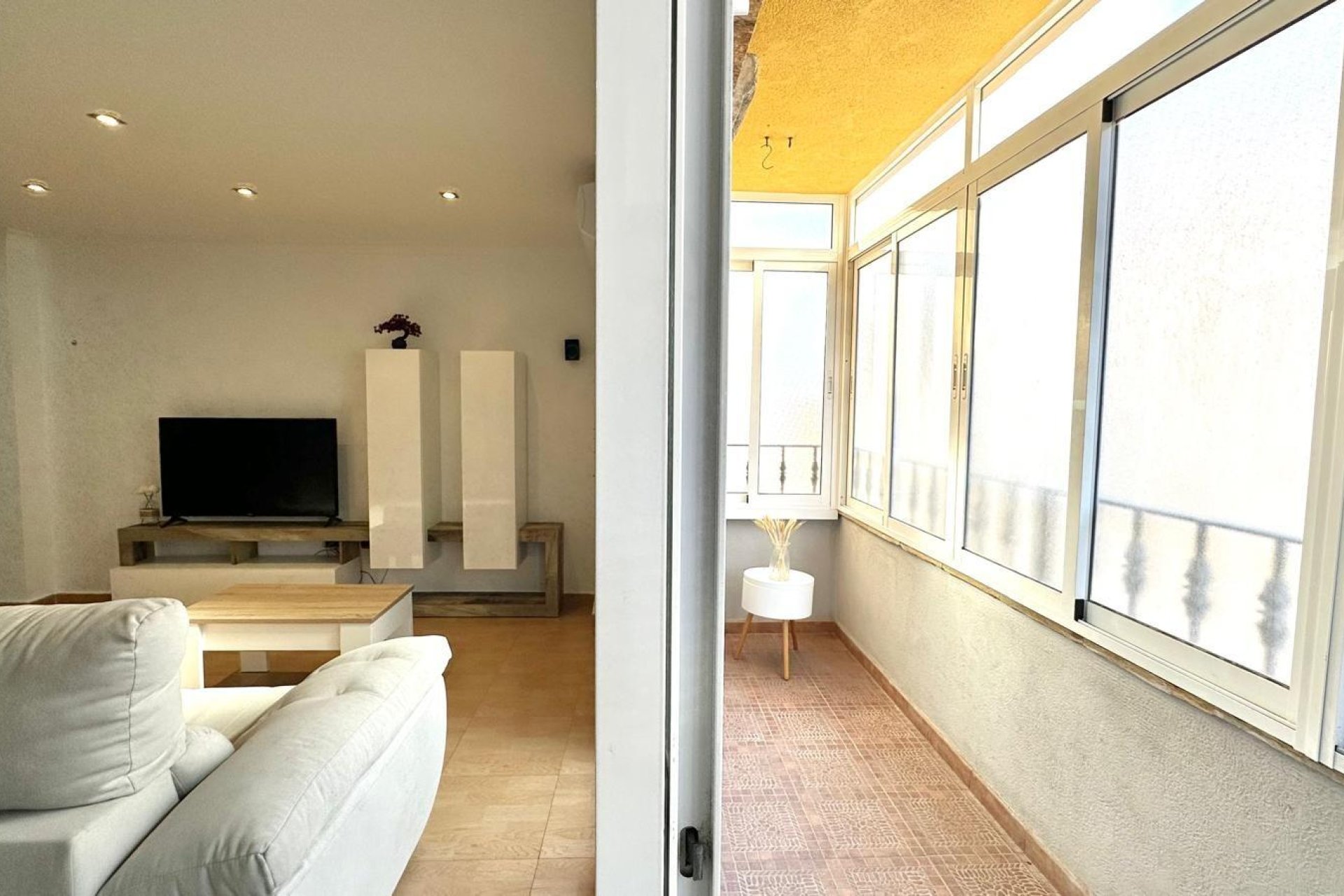 Revânzare - Apartament -
Torrevieja - Centro