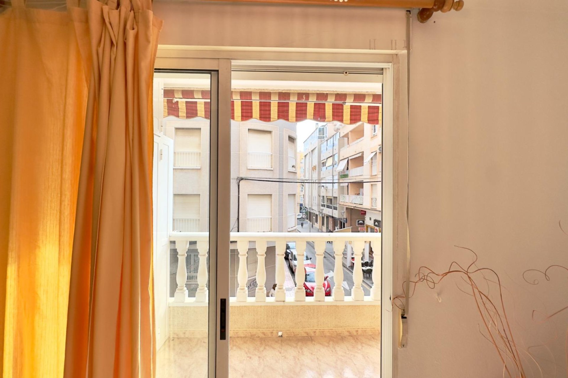 Revânzare - Apartament -
Torrevieja - Centro