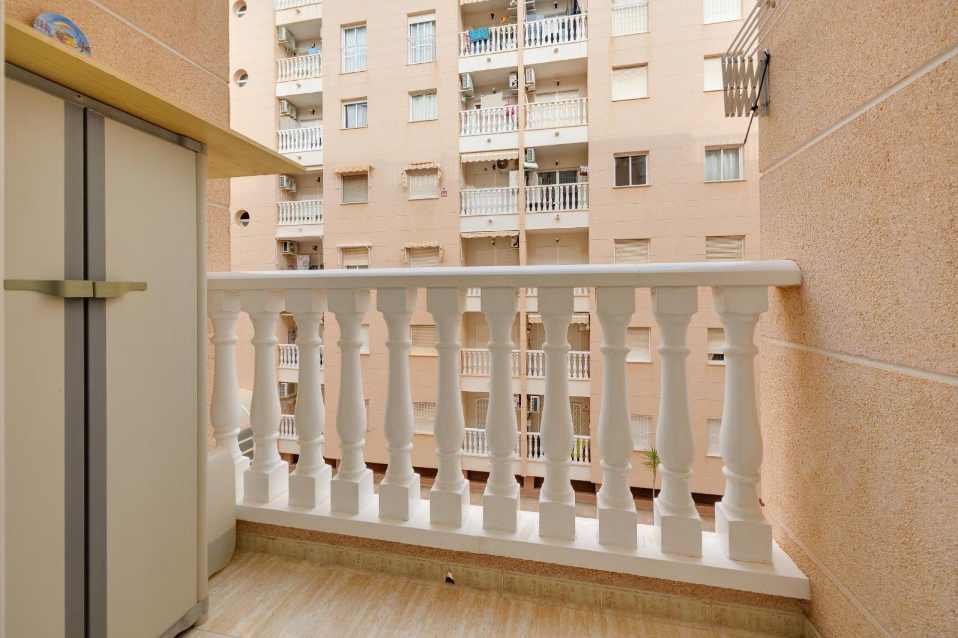 Revânzare - Apartament -
Torrevieja - Centro