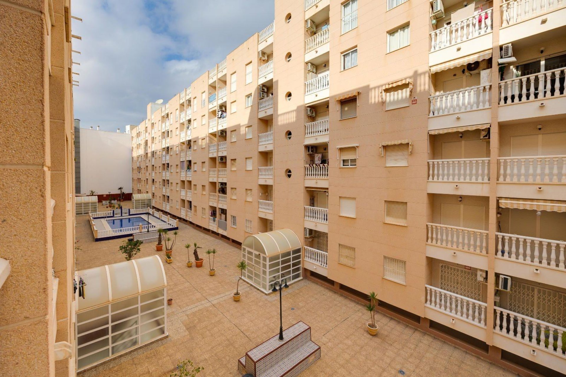 Revânzare - Apartament -
Torrevieja - Centro