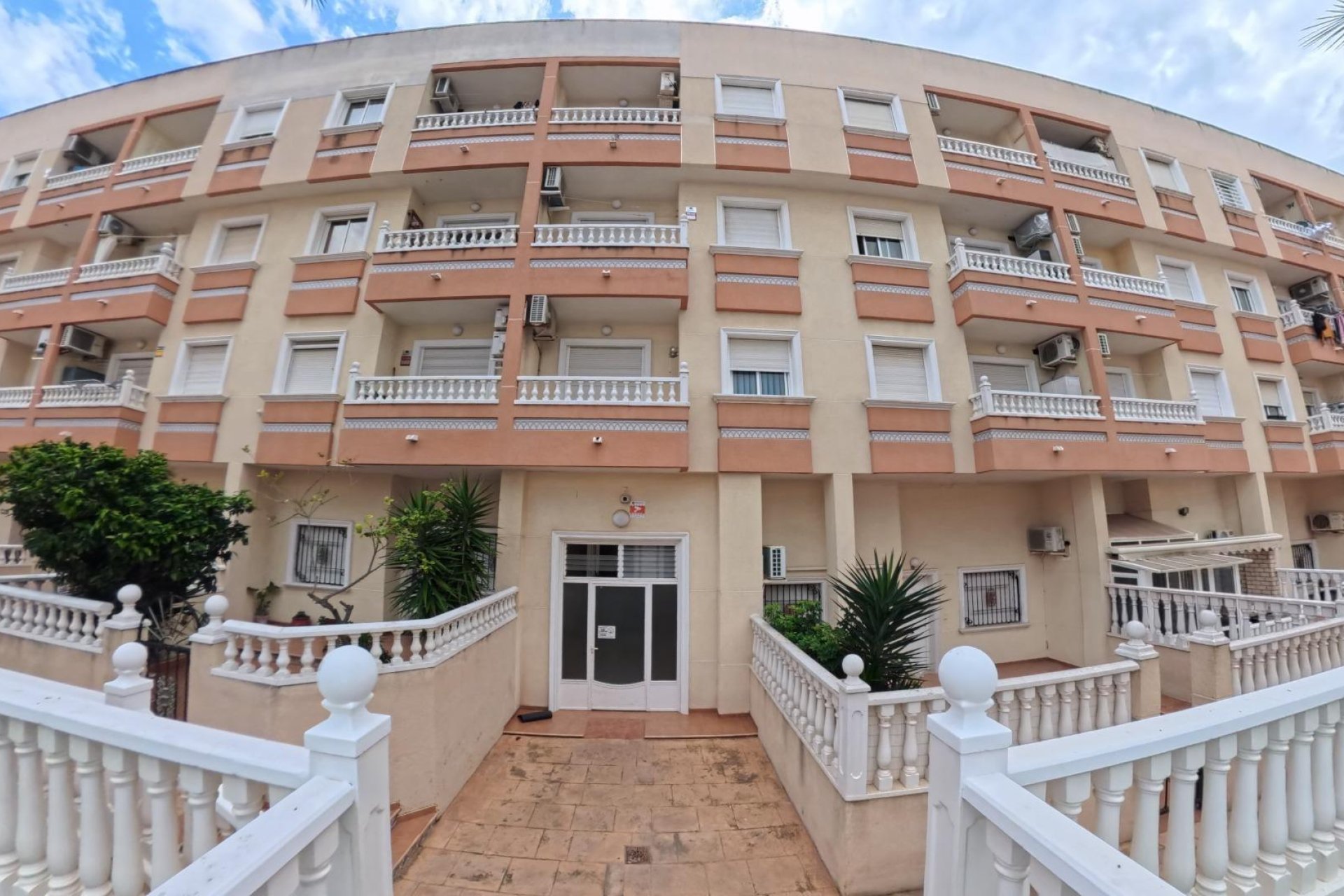 Revânzare - Apartament -
Torrevieja - Centro