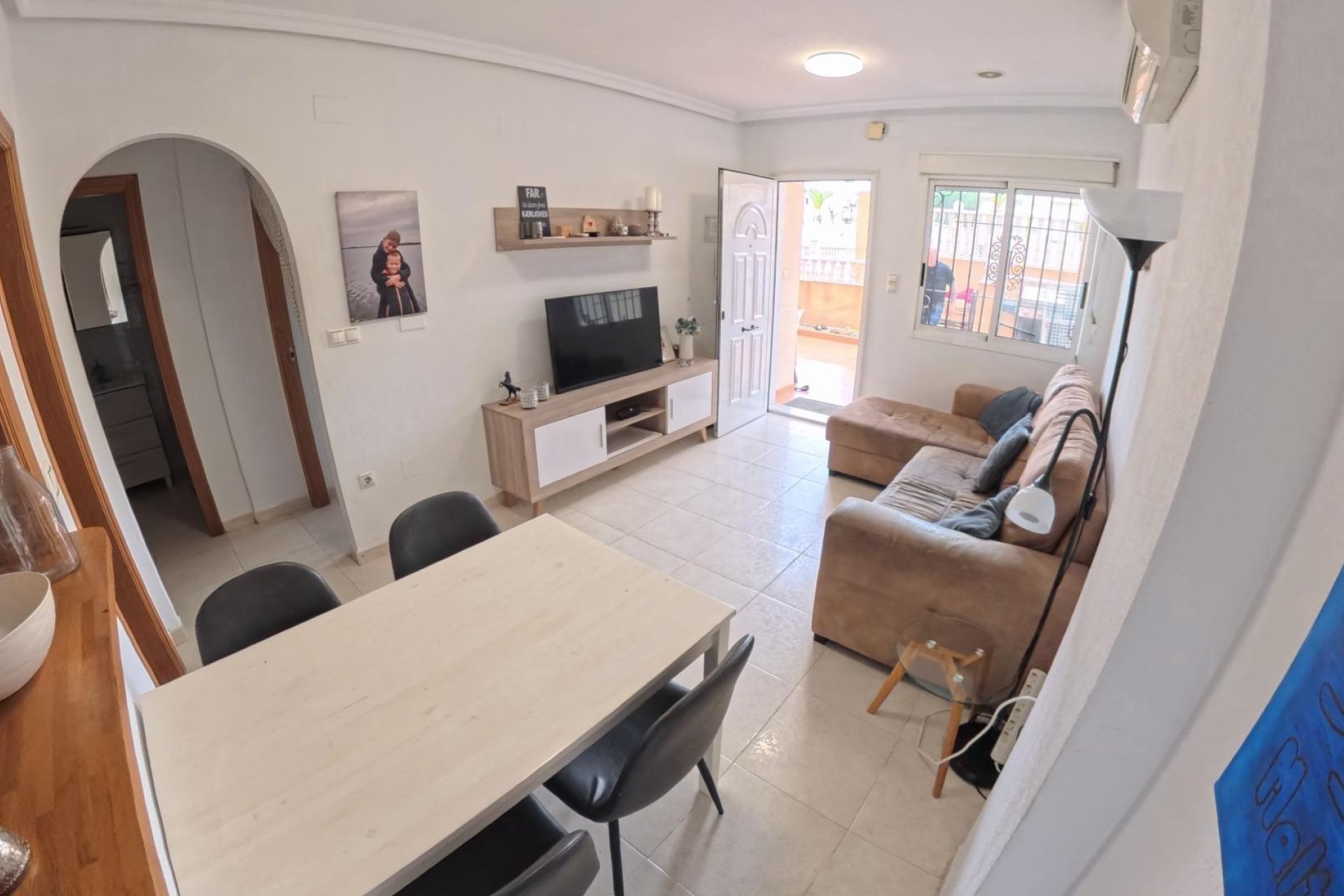 Revânzare - Apartament -
Torrevieja - Centro