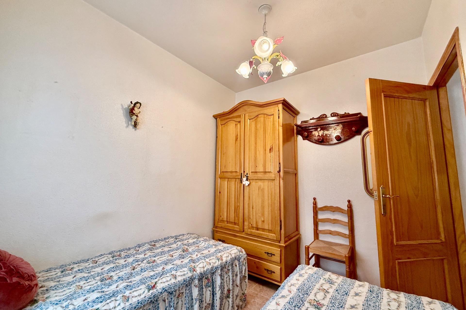 Revânzare - Apartament -
Torrevieja - Centro