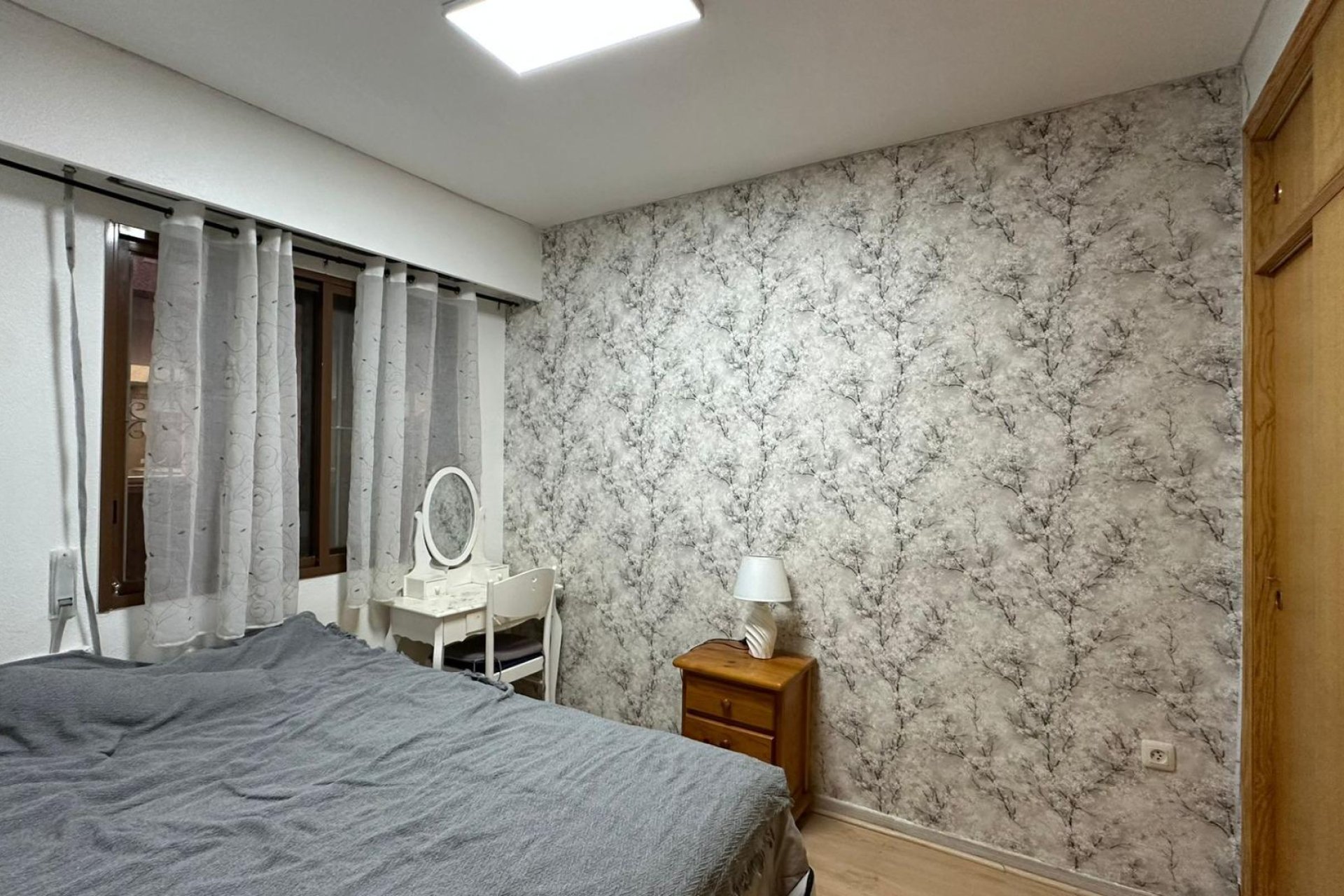 Revânzare - Apartament -
Torrevieja - Centro