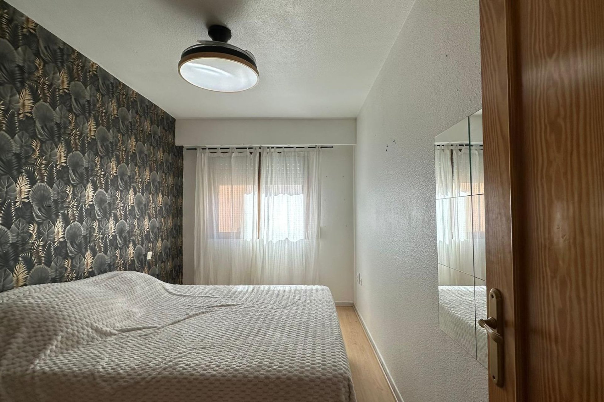 Revânzare - Apartament -
Torrevieja - Centro