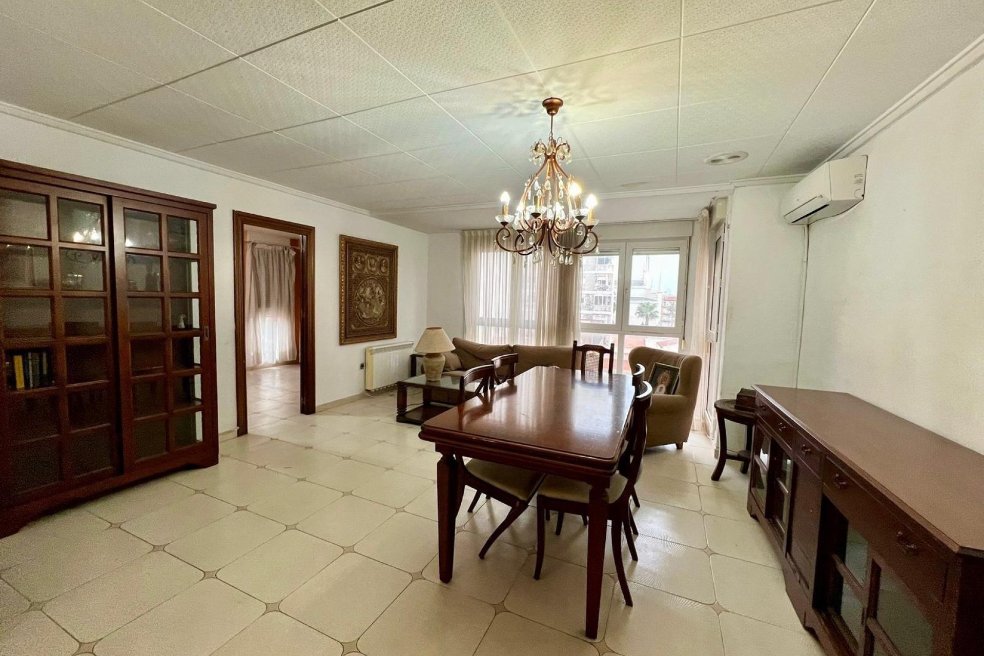 Revânzare - Apartament -
Torrevieja - Centro