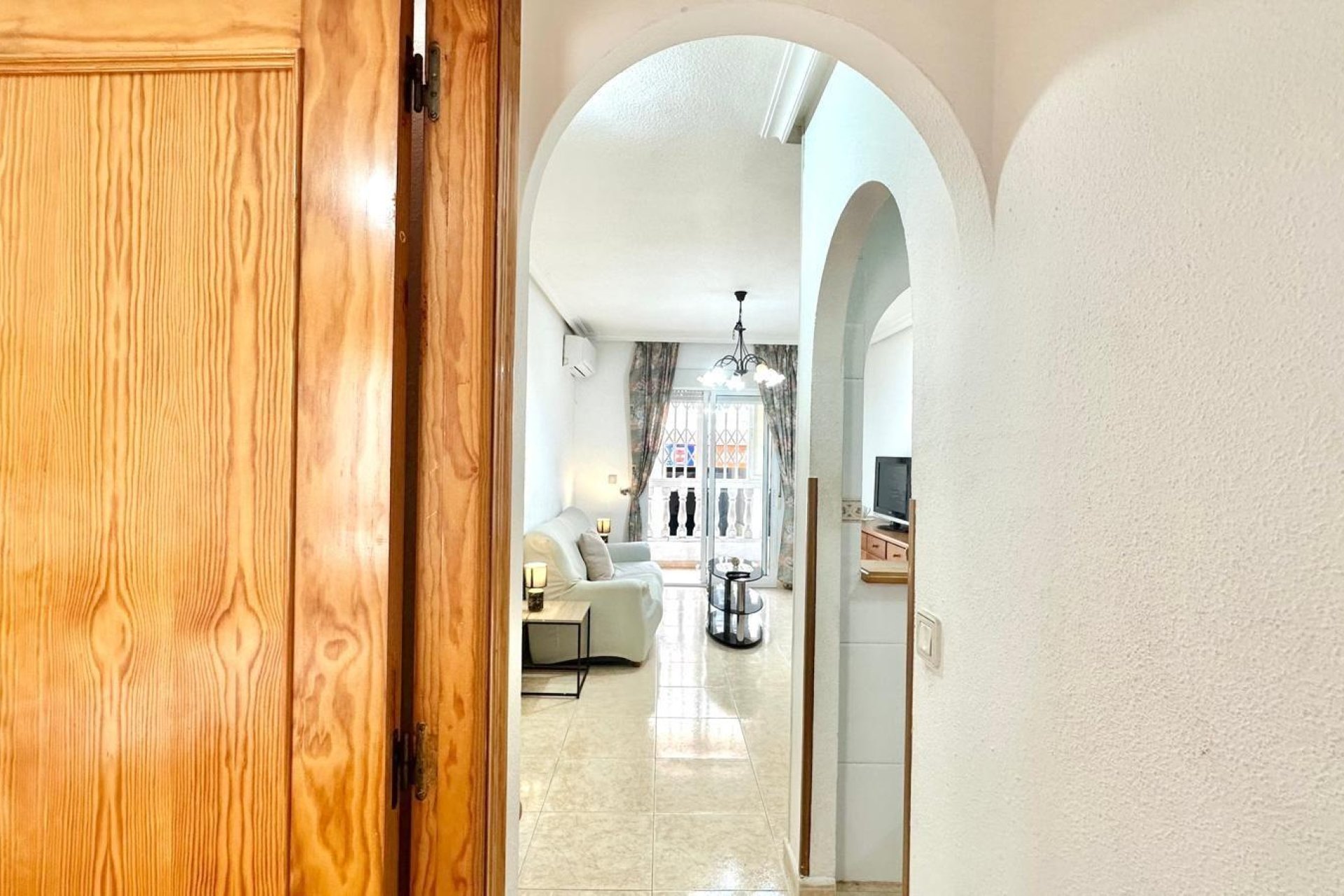 Revânzare - Apartament -
Torrevieja - Centro