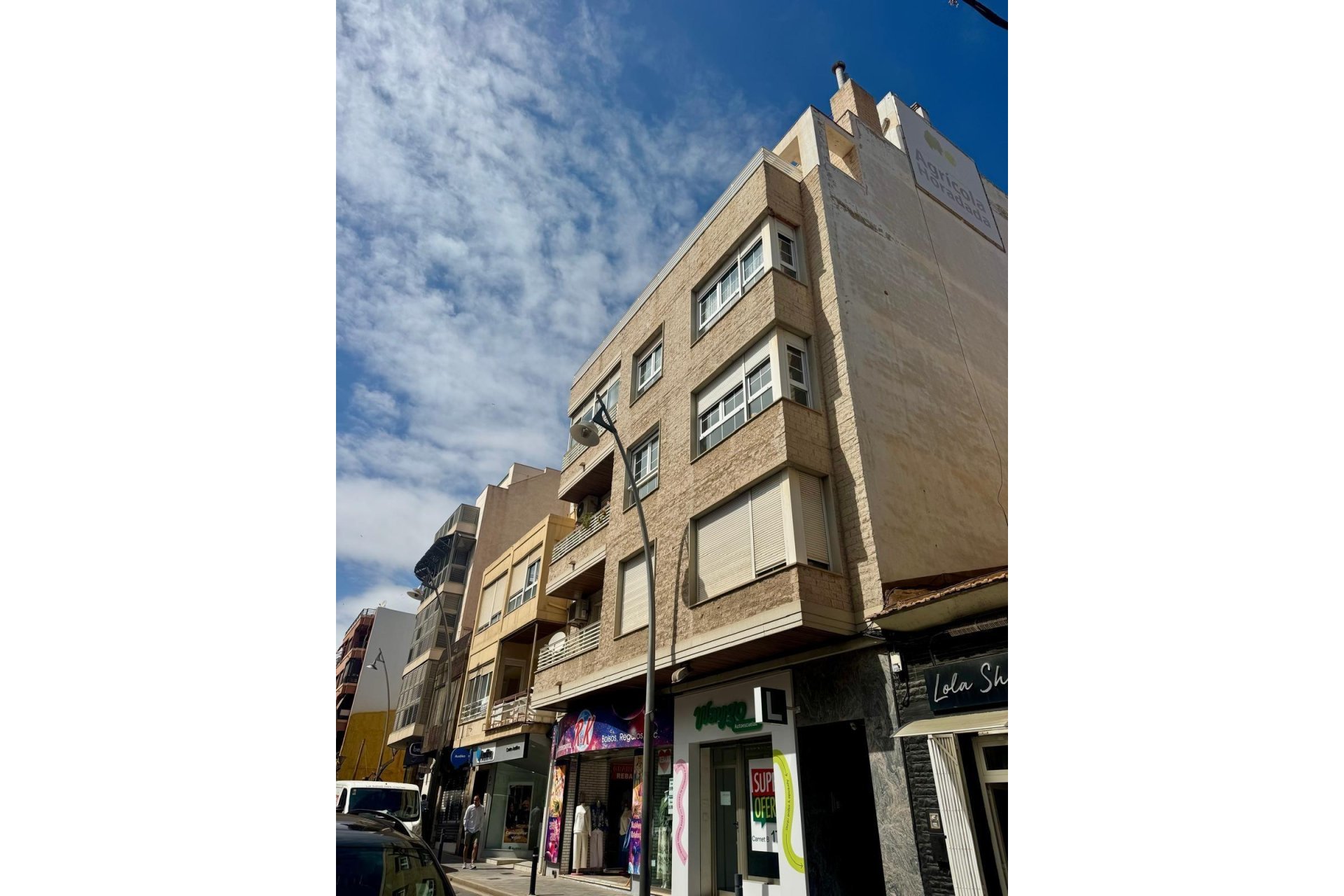 Revânzare - Apartament -
Torrevieja - Centro