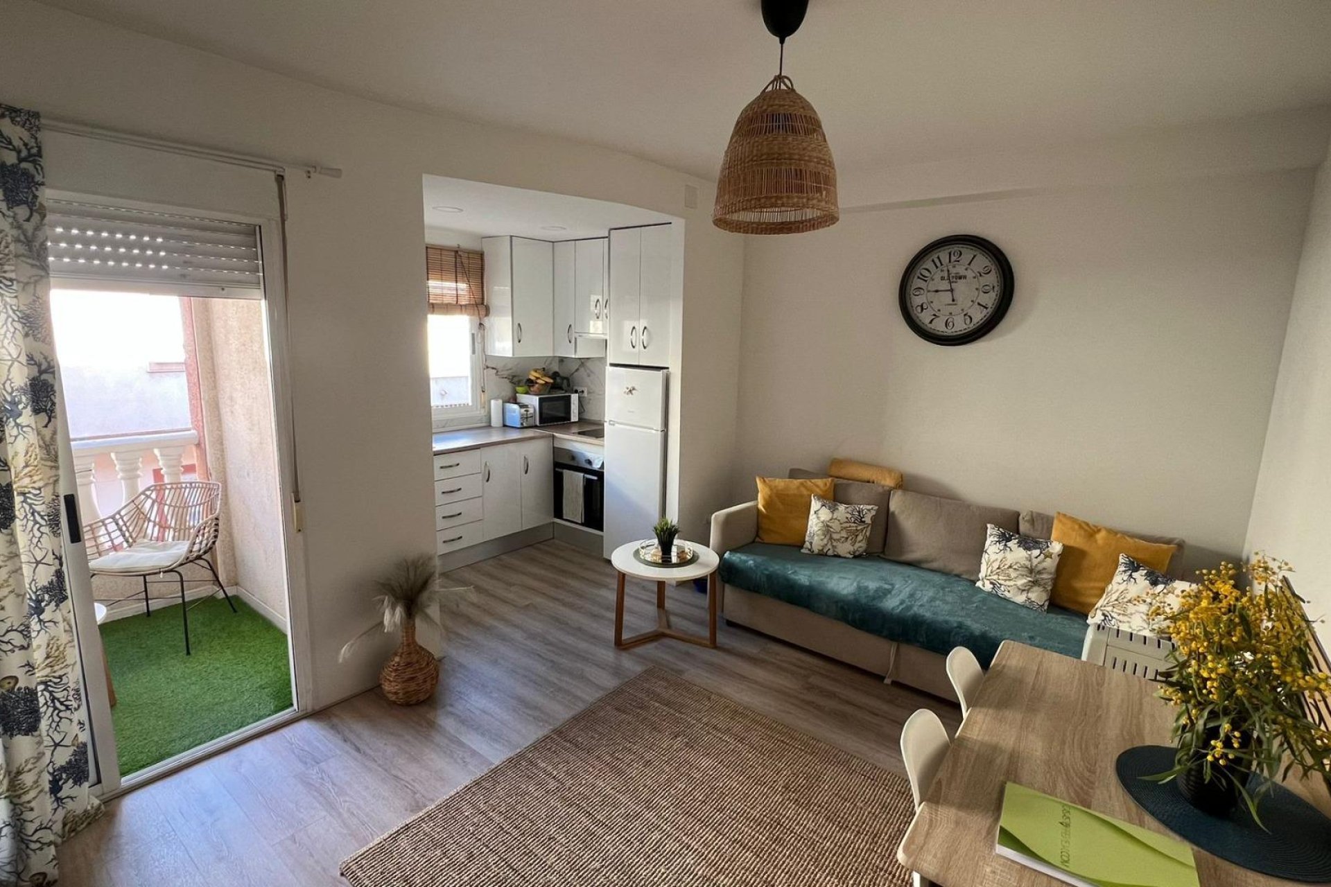 Revânzare - Apartament -
Torrevieja - Centro