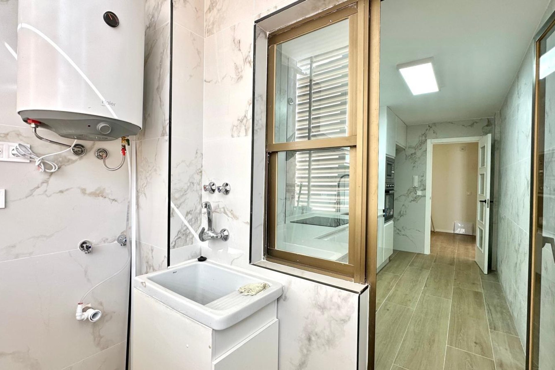 Revânzare - Apartament -
Torrevieja - Centro