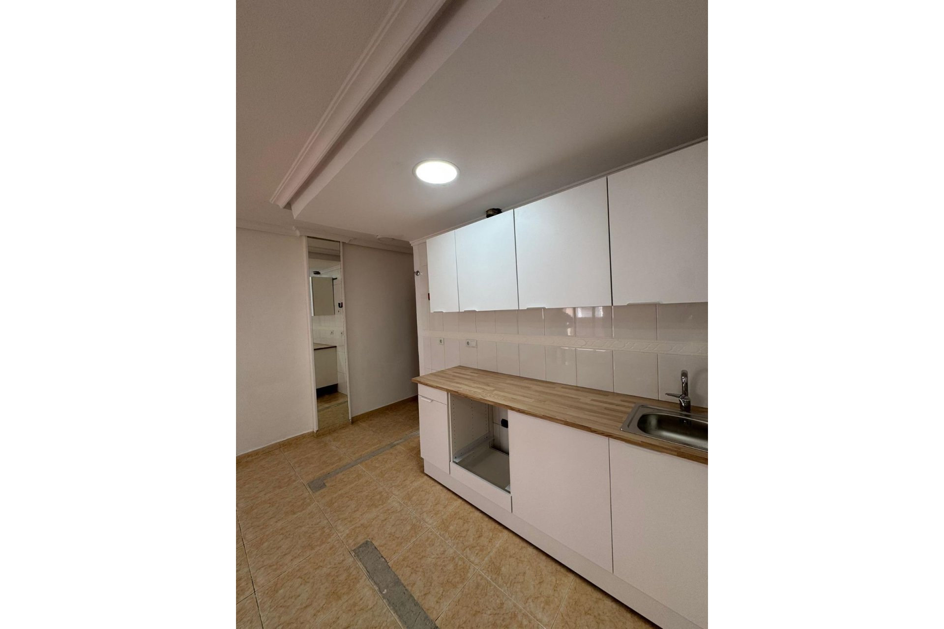 Revânzare - Apartament -
Torrevieja - Centro