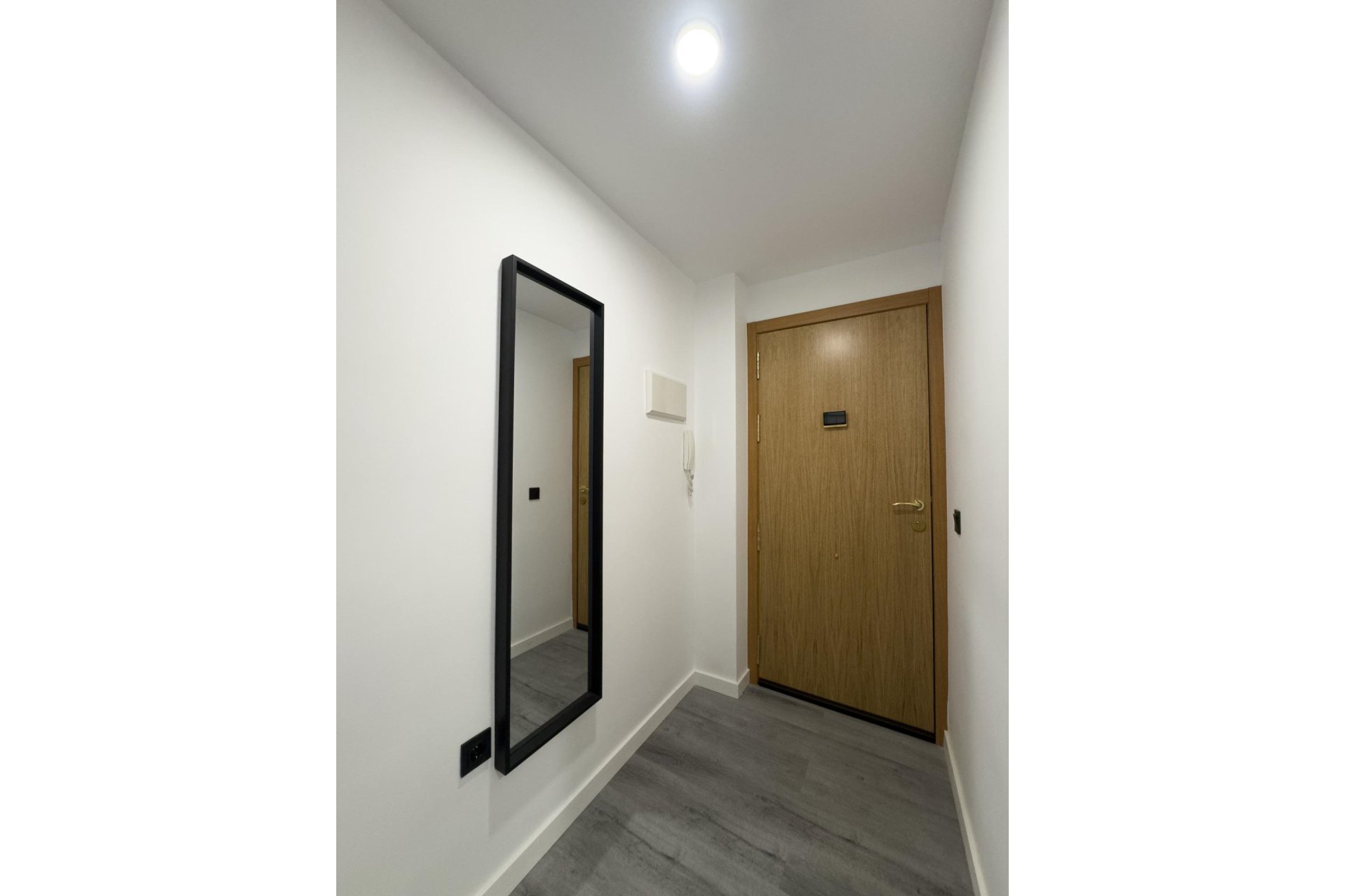 Revânzare - Apartament -
Torrevieja - Centro