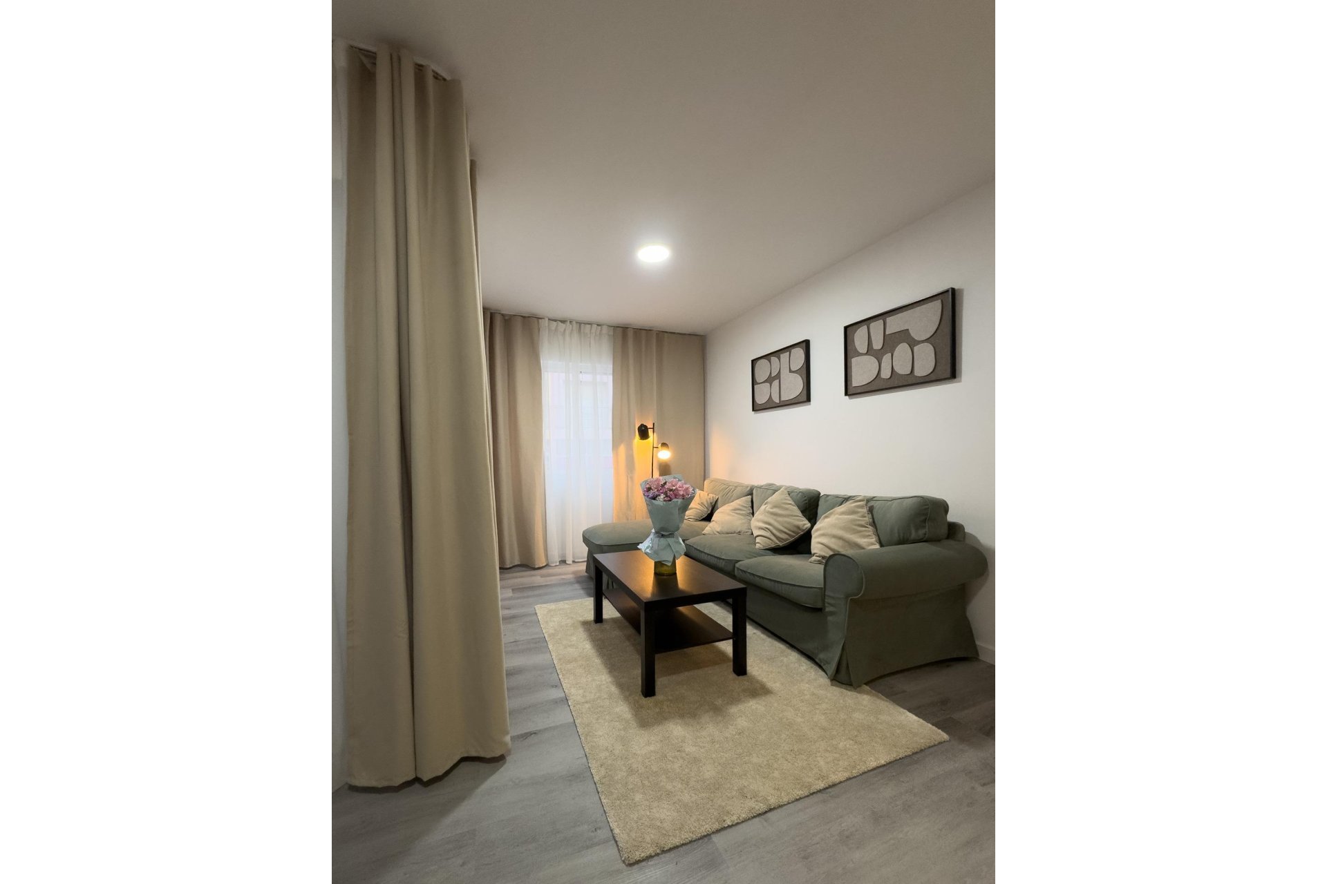 Revânzare - Apartament -
Torrevieja - Centro