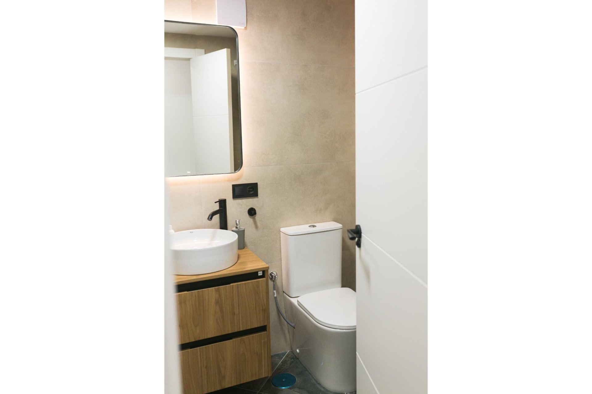 Revânzare - Apartament -
Torrevieja - Centro
