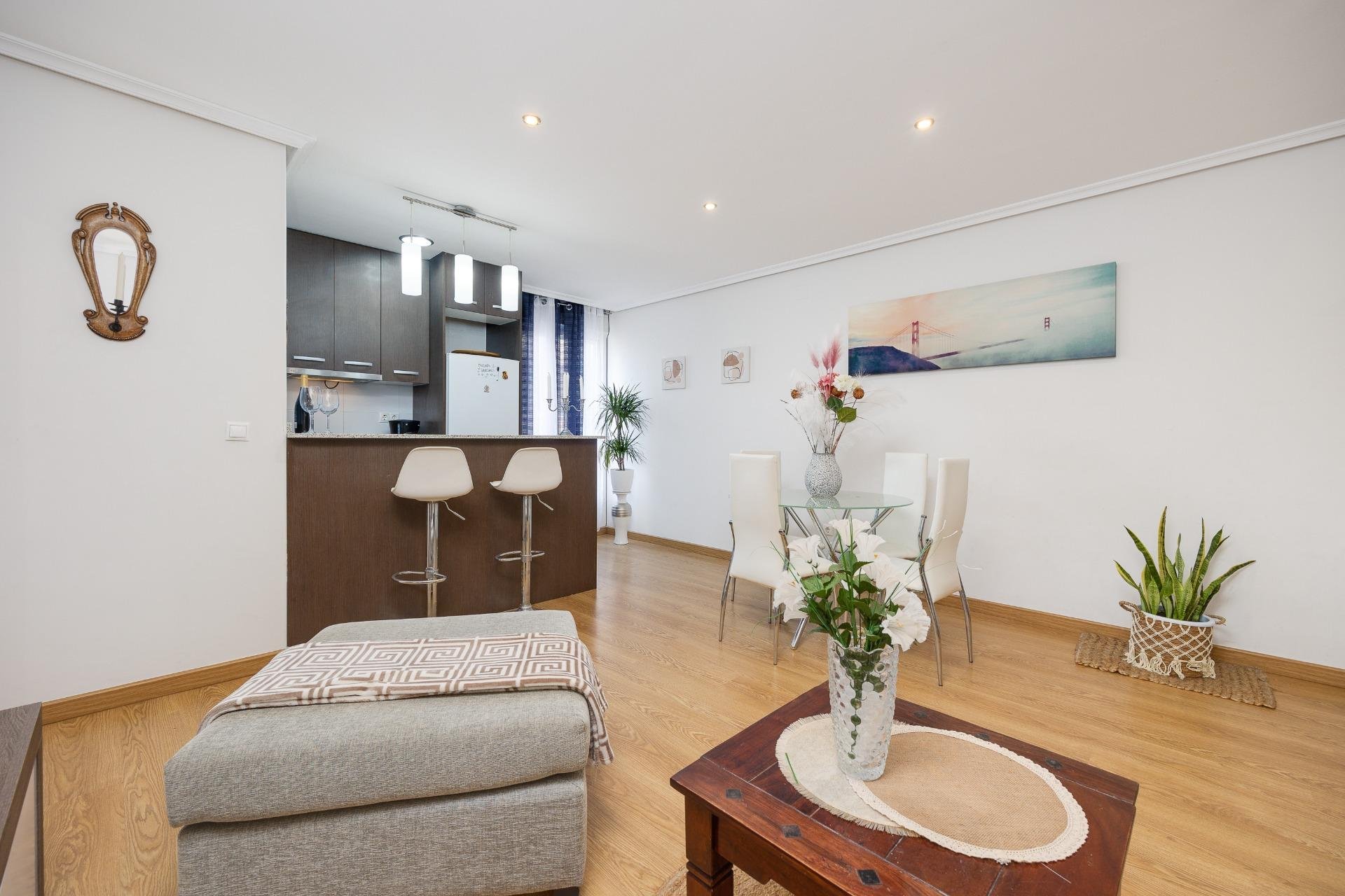 Revânzare - Apartament -
Torrevieja - Centro