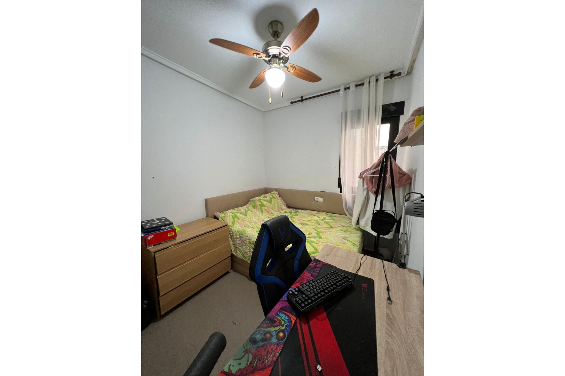 Revânzare - Apartament -
Torrevieja - Centro
