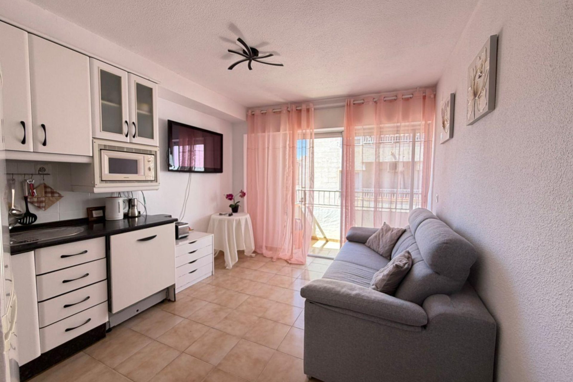 Revânzare - Apartament -
Torrevieja - Centro