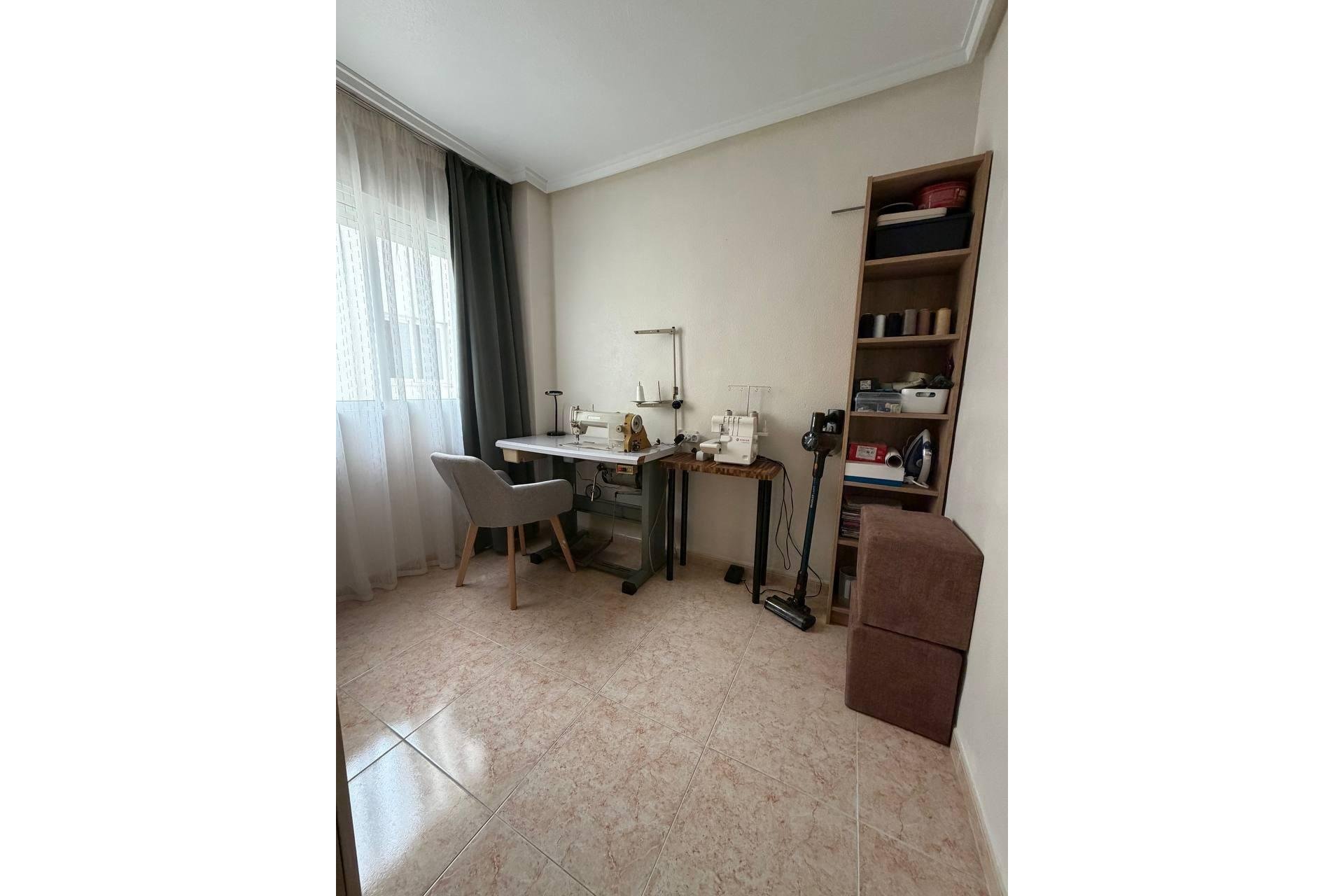 Revânzare - Apartament -
Torrevieja - Centro