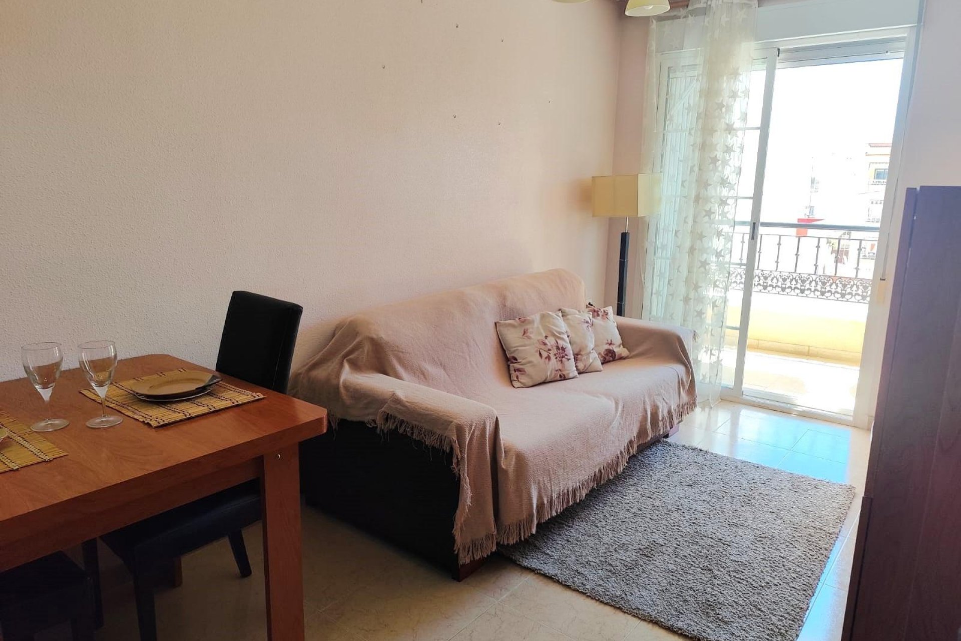 Revânzare - Apartament -
Torrevieja - Centro