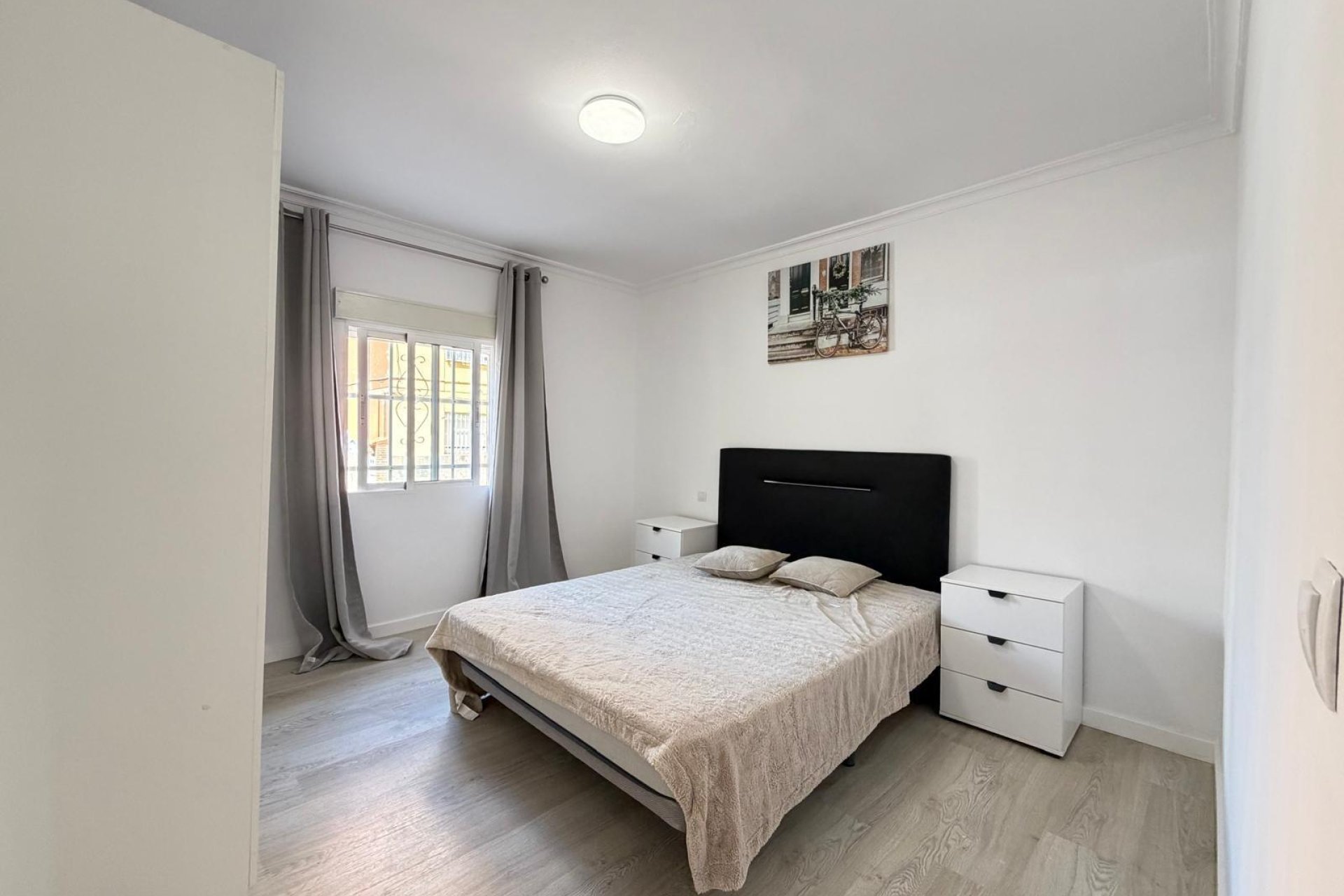 Revânzare - Apartament -
Torrevieja - Centro