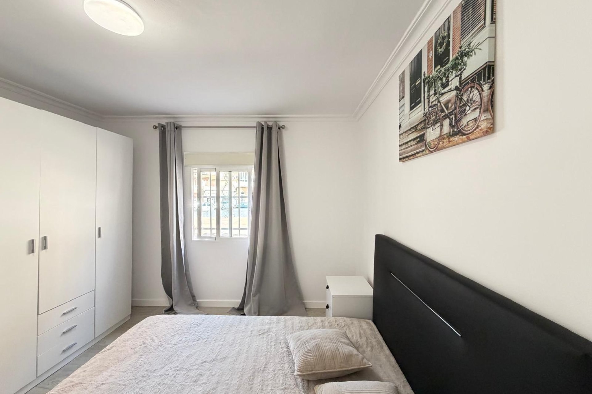 Revânzare - Apartament -
Torrevieja - Centro