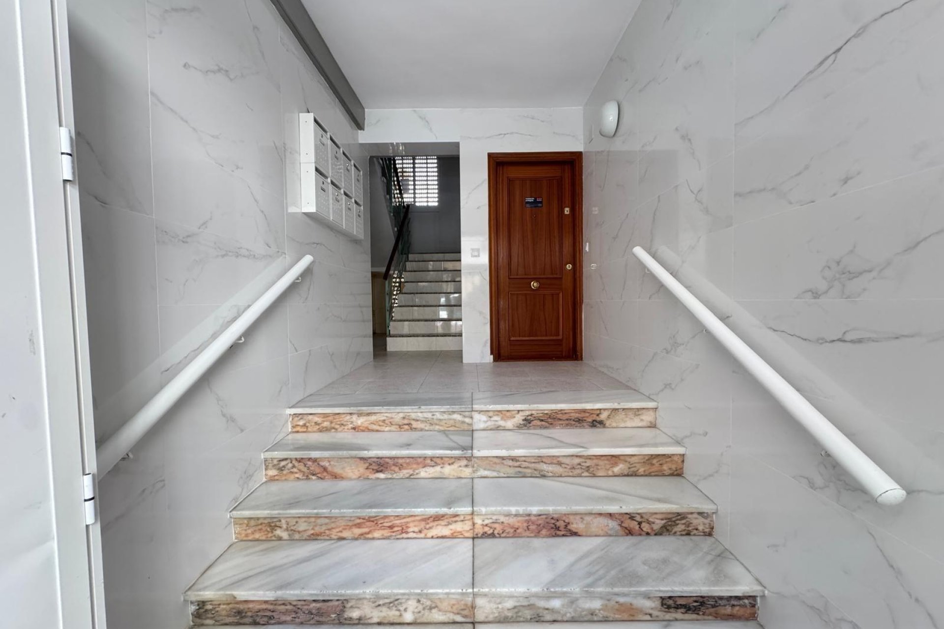 Revânzare - Apartament -
Torrevieja - Centro