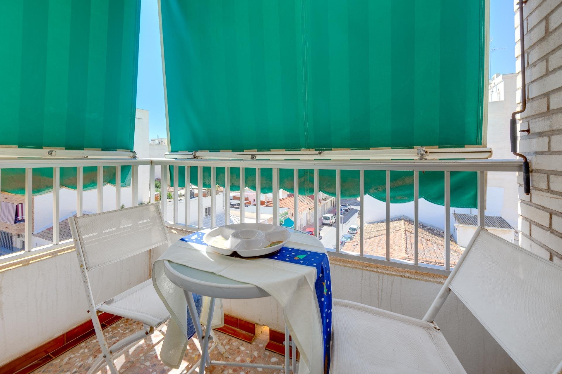 Revânzare - Apartament -
Torrevieja - Centro