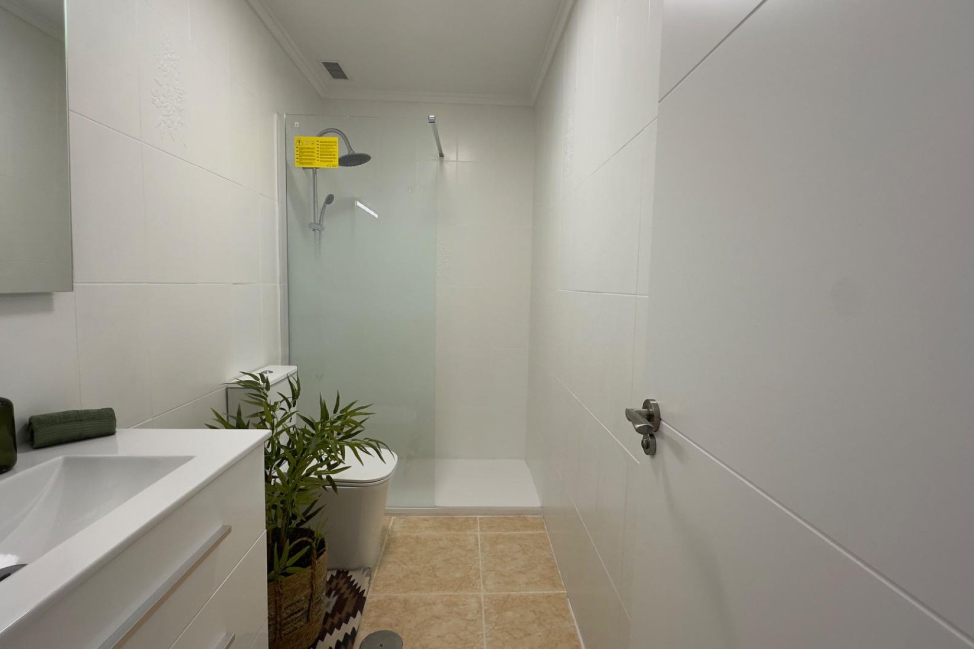 Revânzare - Apartament -
Torrevieja - Centro