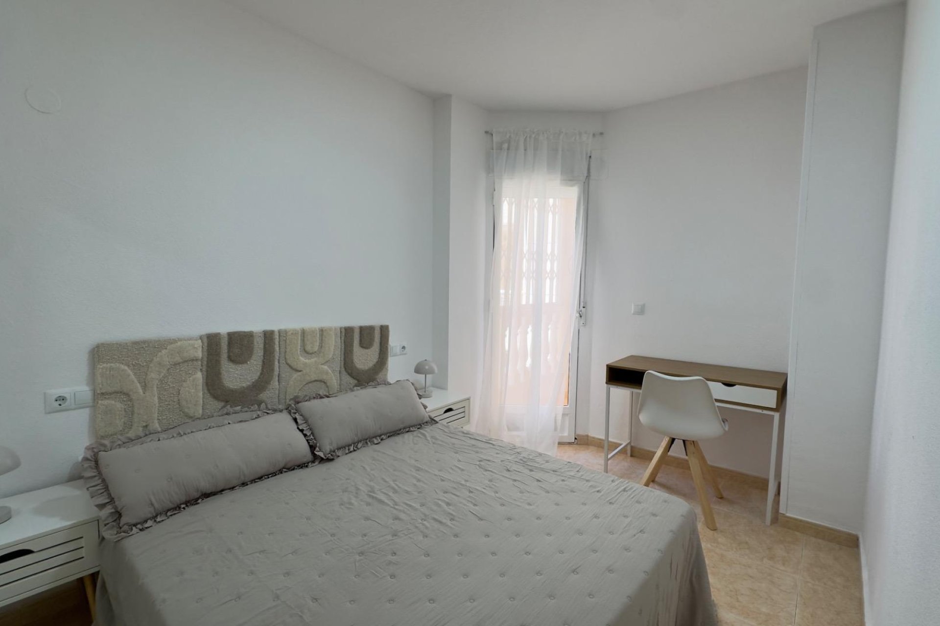 Revânzare - Apartament -
Torrevieja - Centro