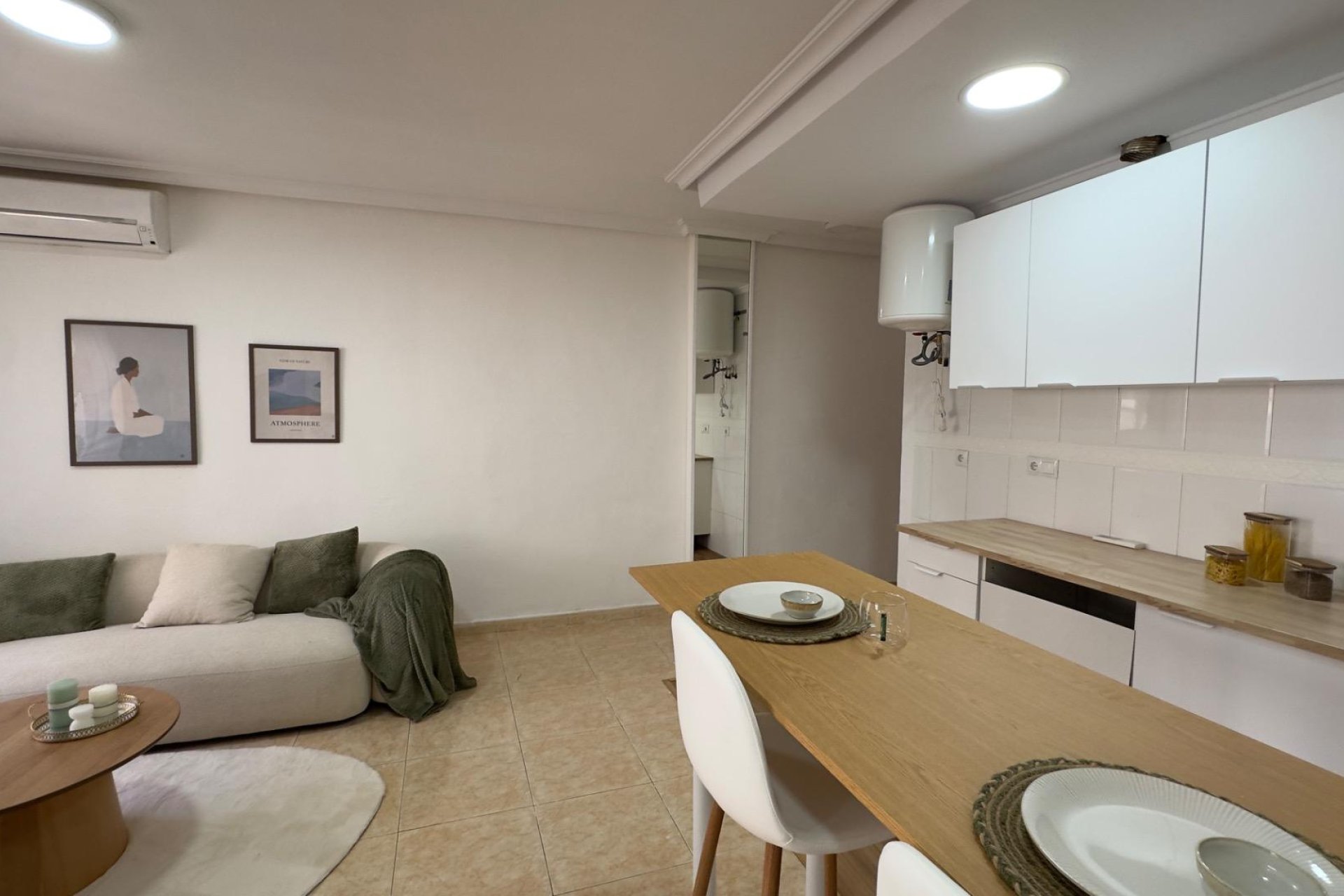 Revânzare - Apartament -
Torrevieja - Centro