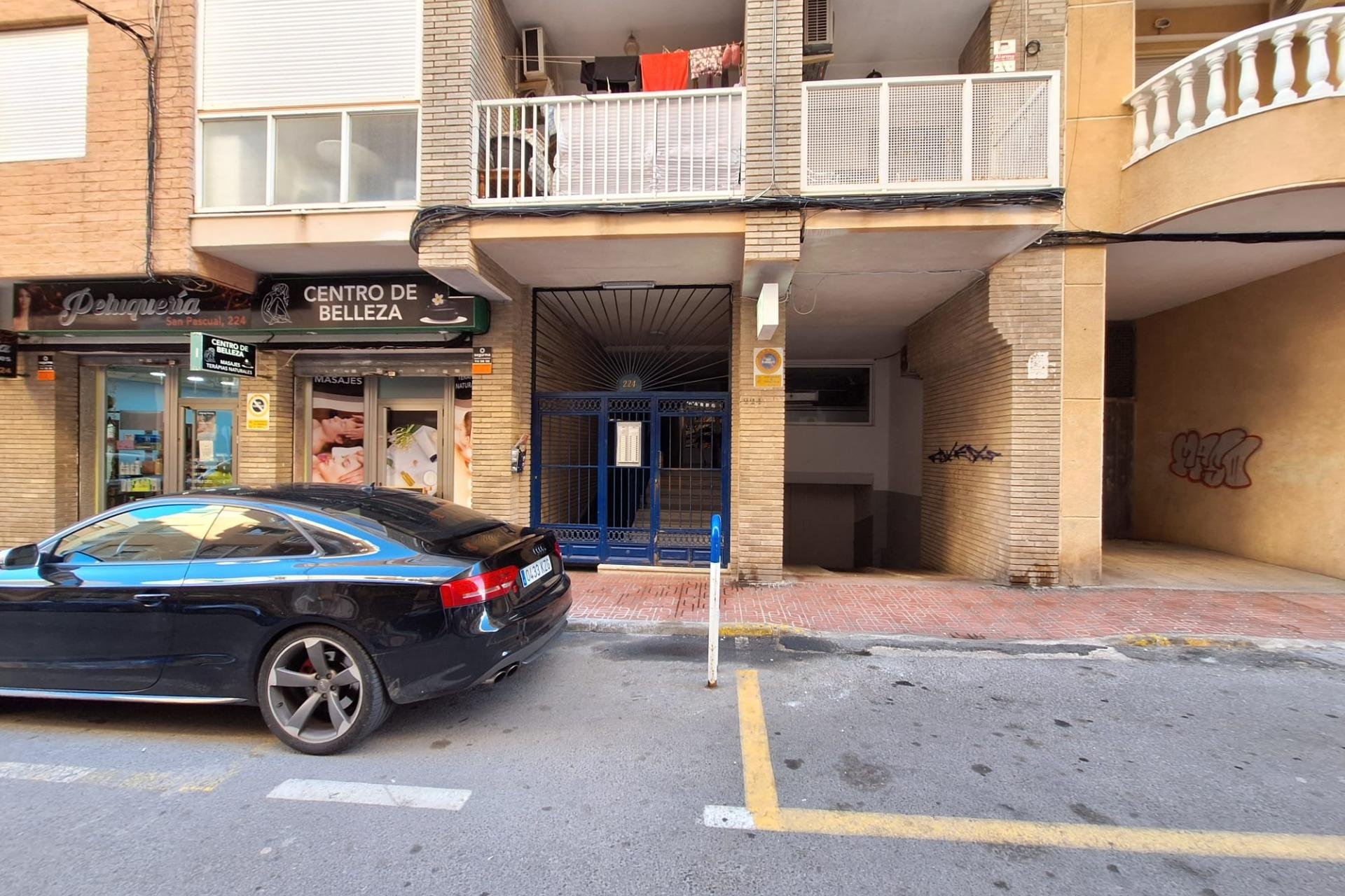 Revânzare - Apartament -
Torrevieja - Centro