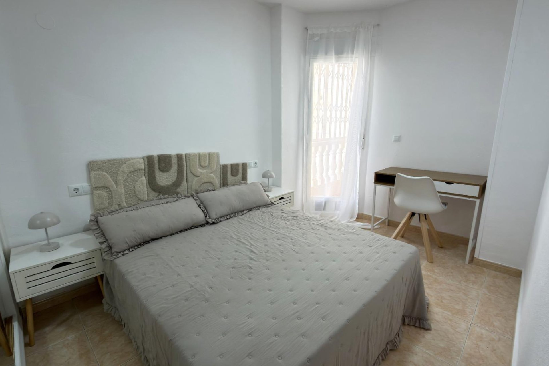 Revânzare - Apartament -
Torrevieja - Centro