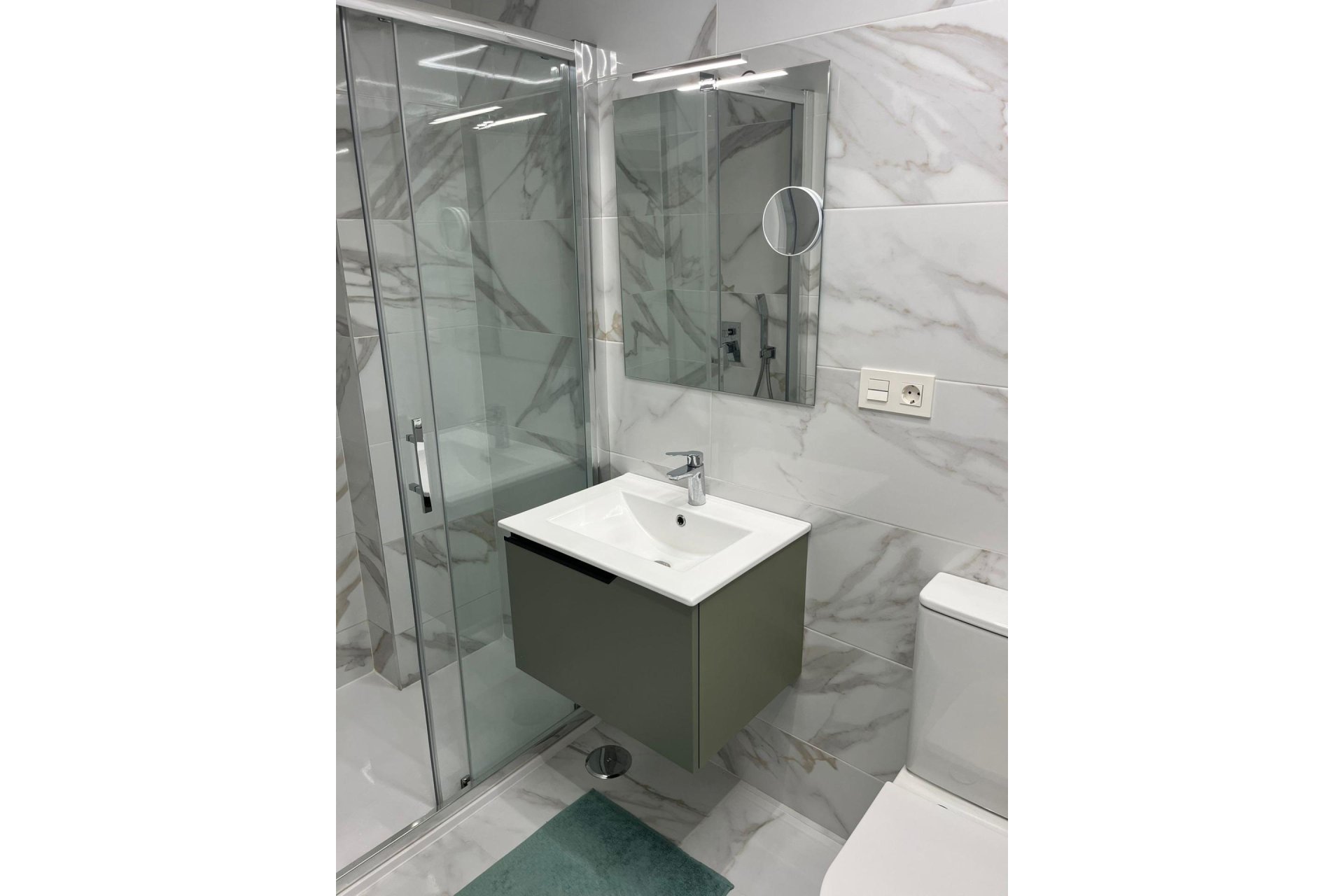 Revânzare - Apartament -
Torrevieja - Centro