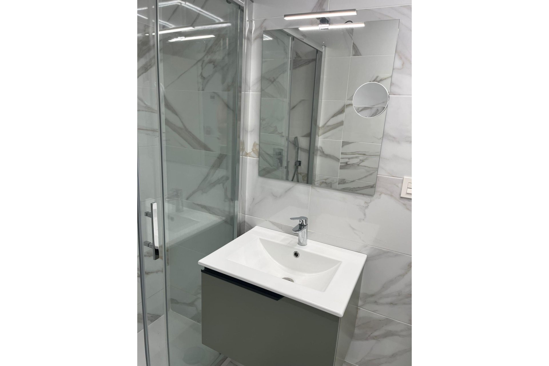 Revânzare - Apartament -
Torrevieja - Centro