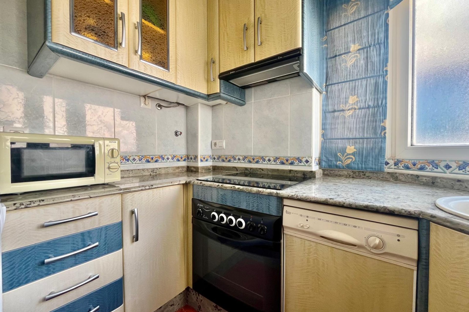 Revânzare - Apartament -
Torrevieja - Centro