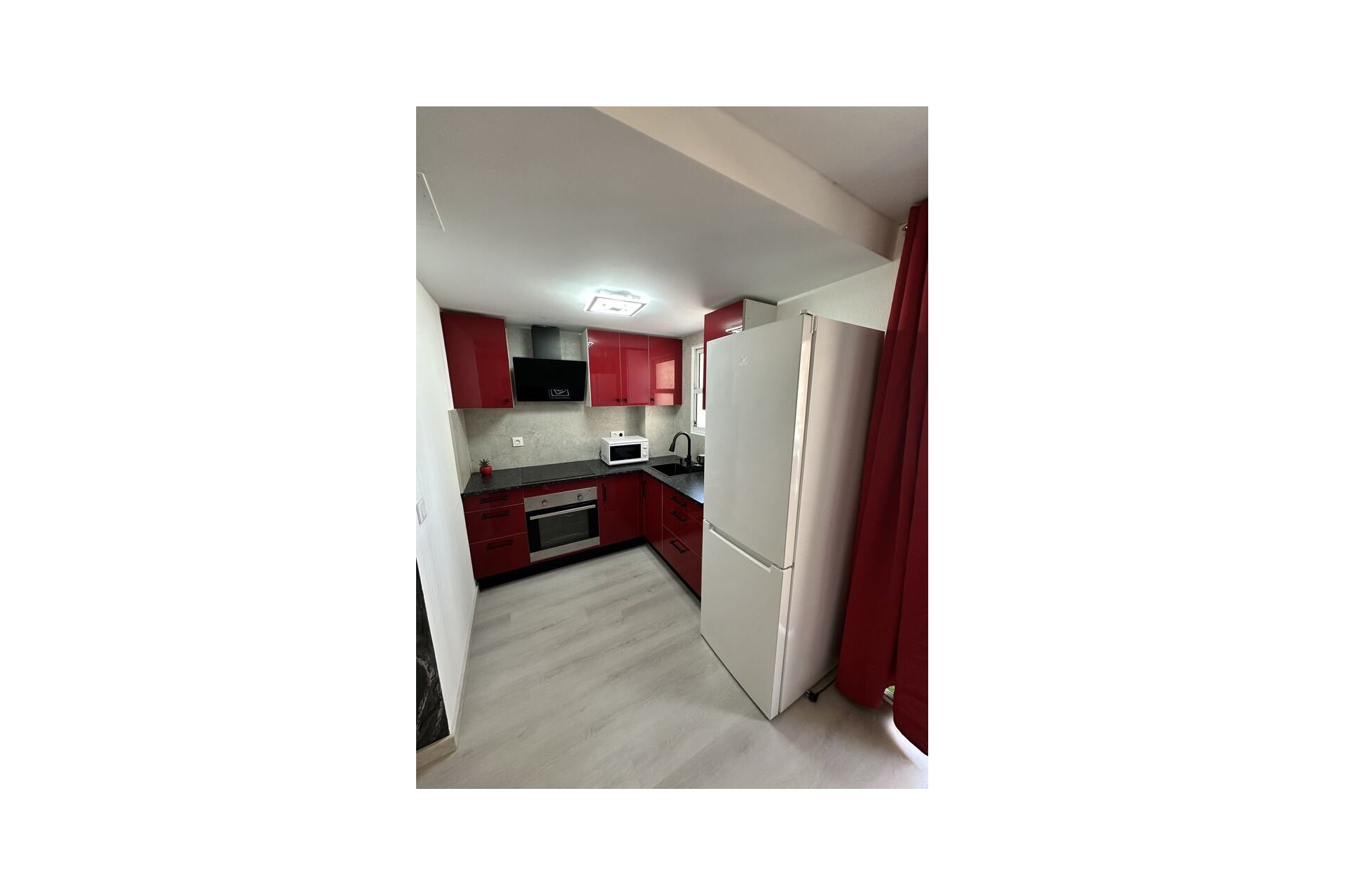 Revânzare - Apartament -
Torrevieja - Centro