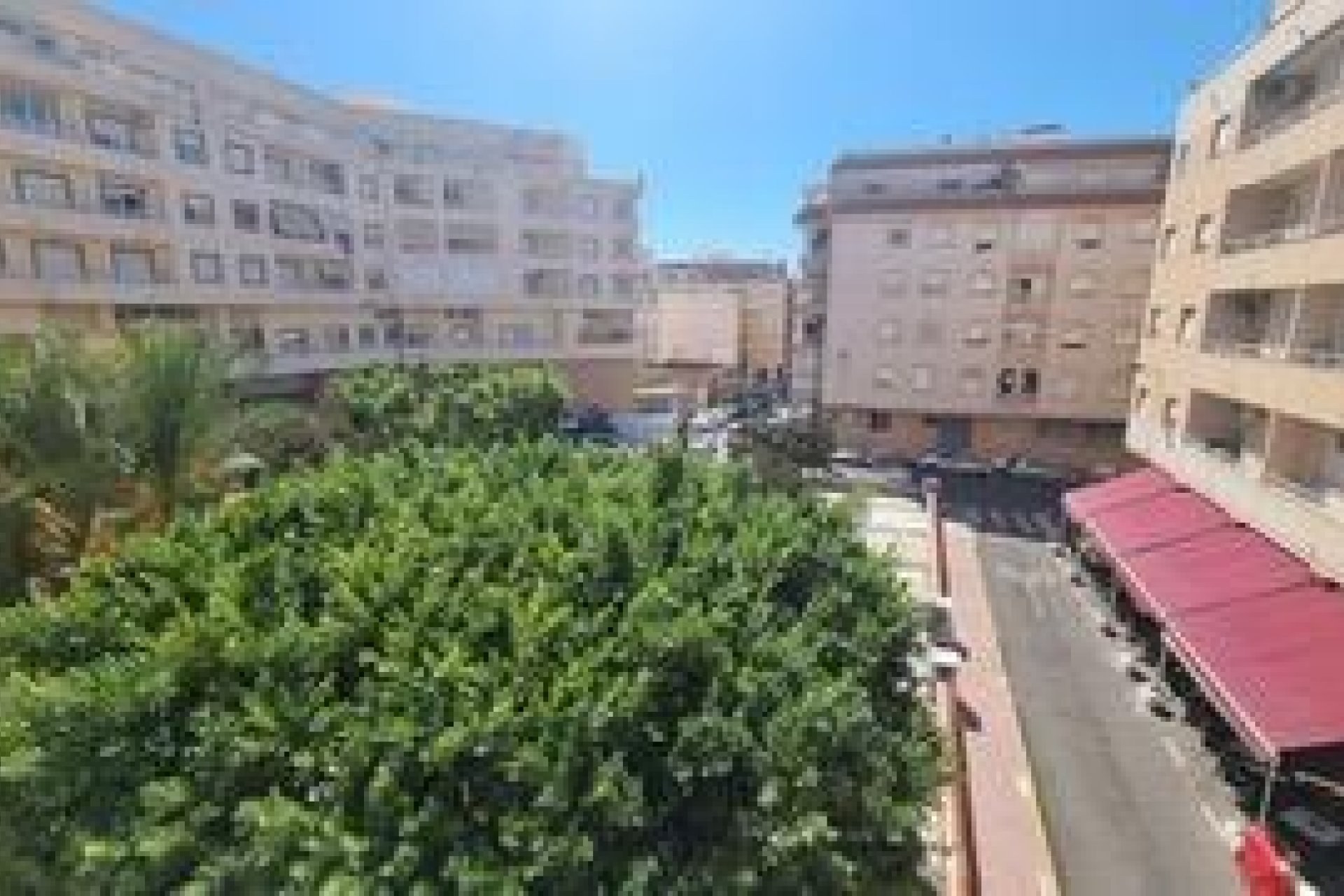 Revânzare - Apartament -
Torrevieja - Centro