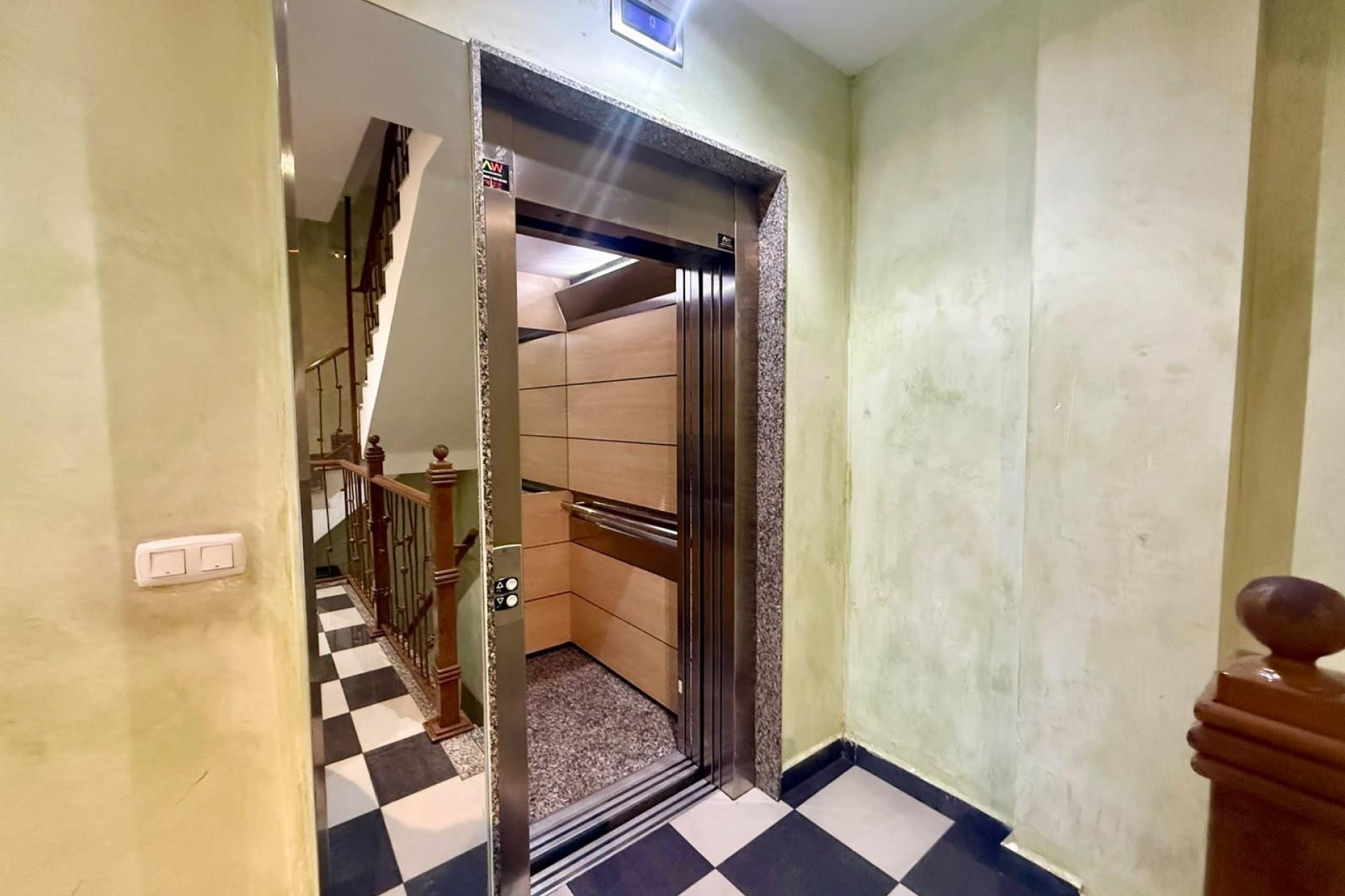 Revânzare - Apartament -
Torrevieja - Centro